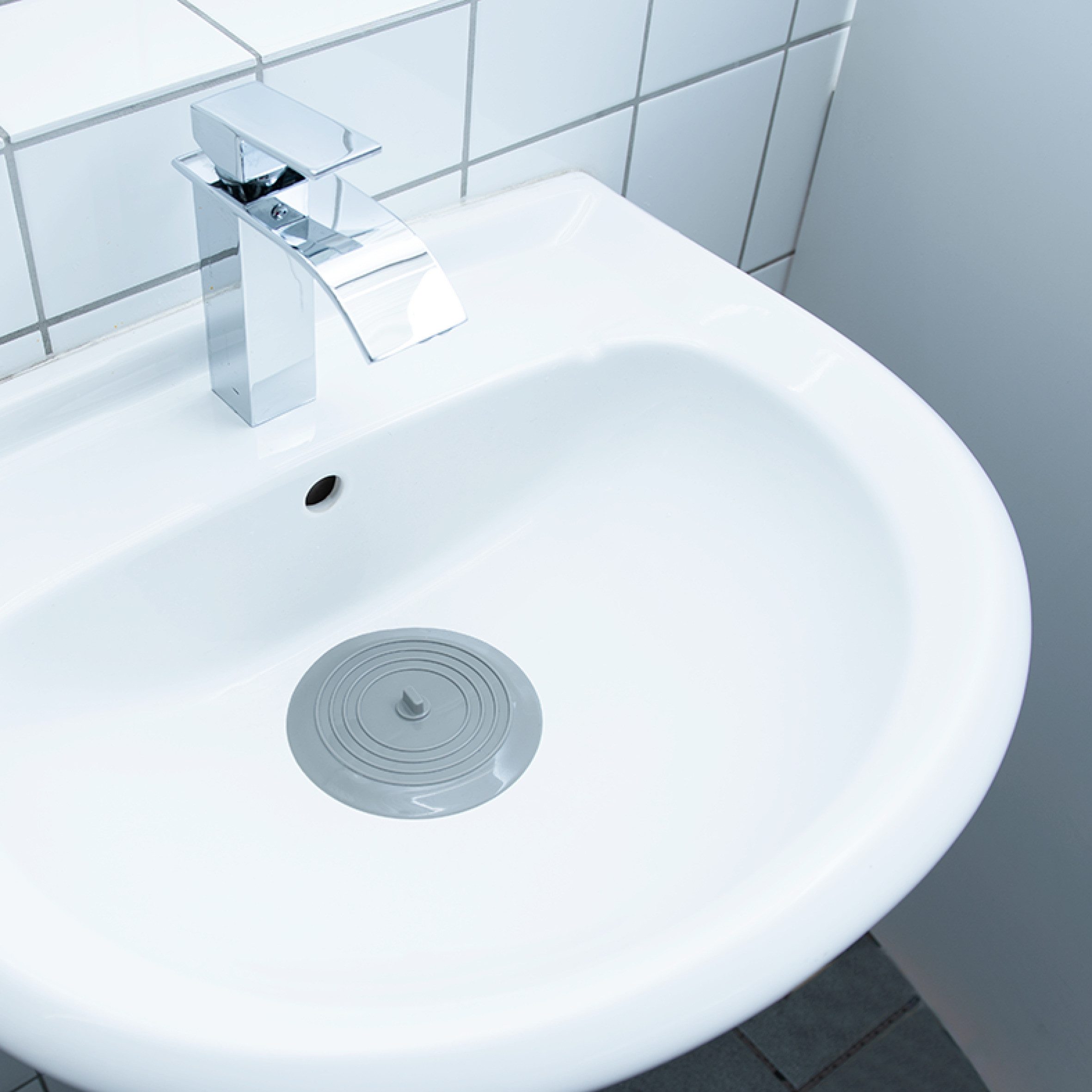 Conmetall Meister Seifenspender Universal Ablaufstopfen grau 15,3cm