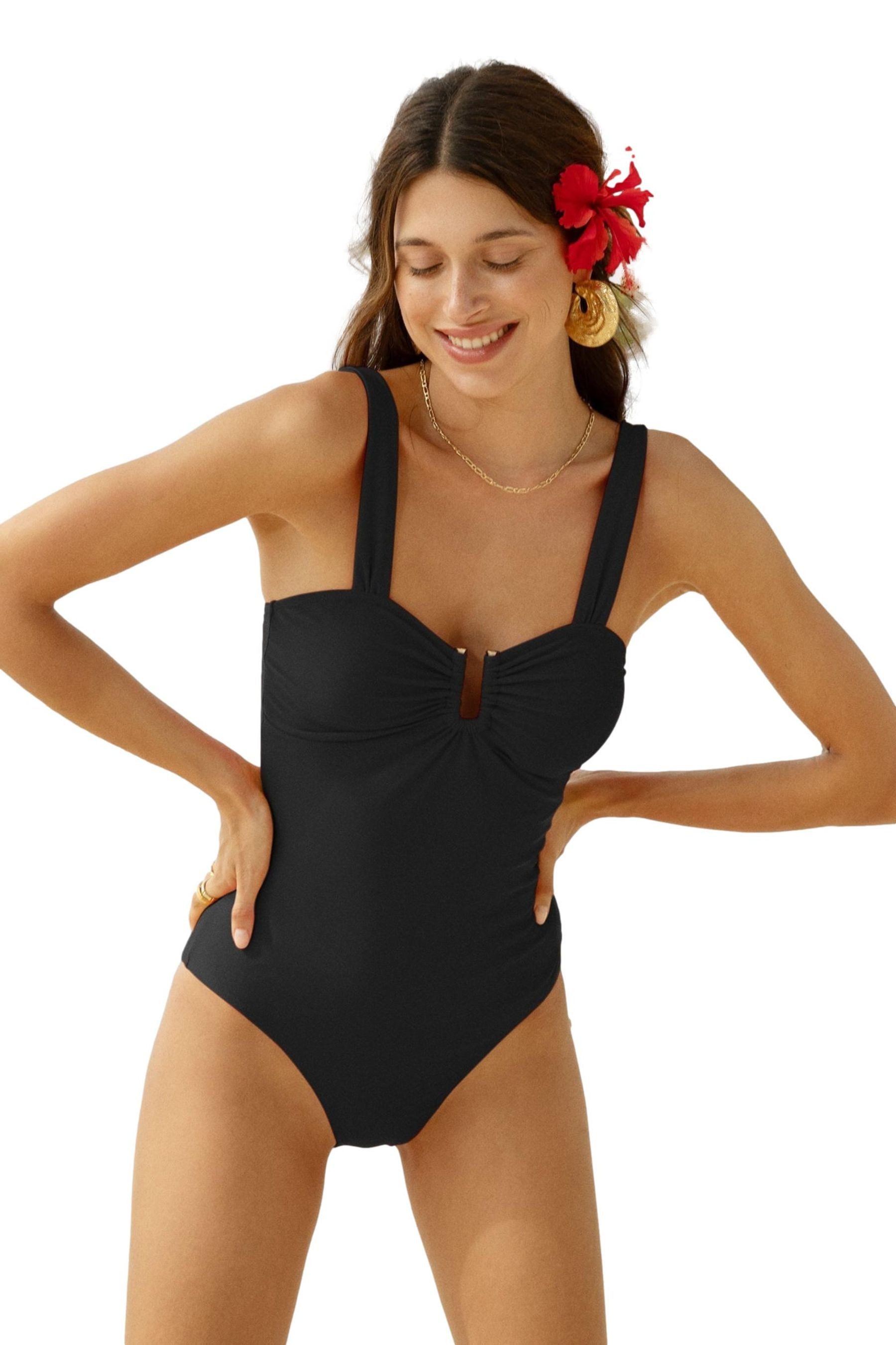 Friends Like These Badeanzug Friends Like These Bauchformender Badeanzug (1-St)