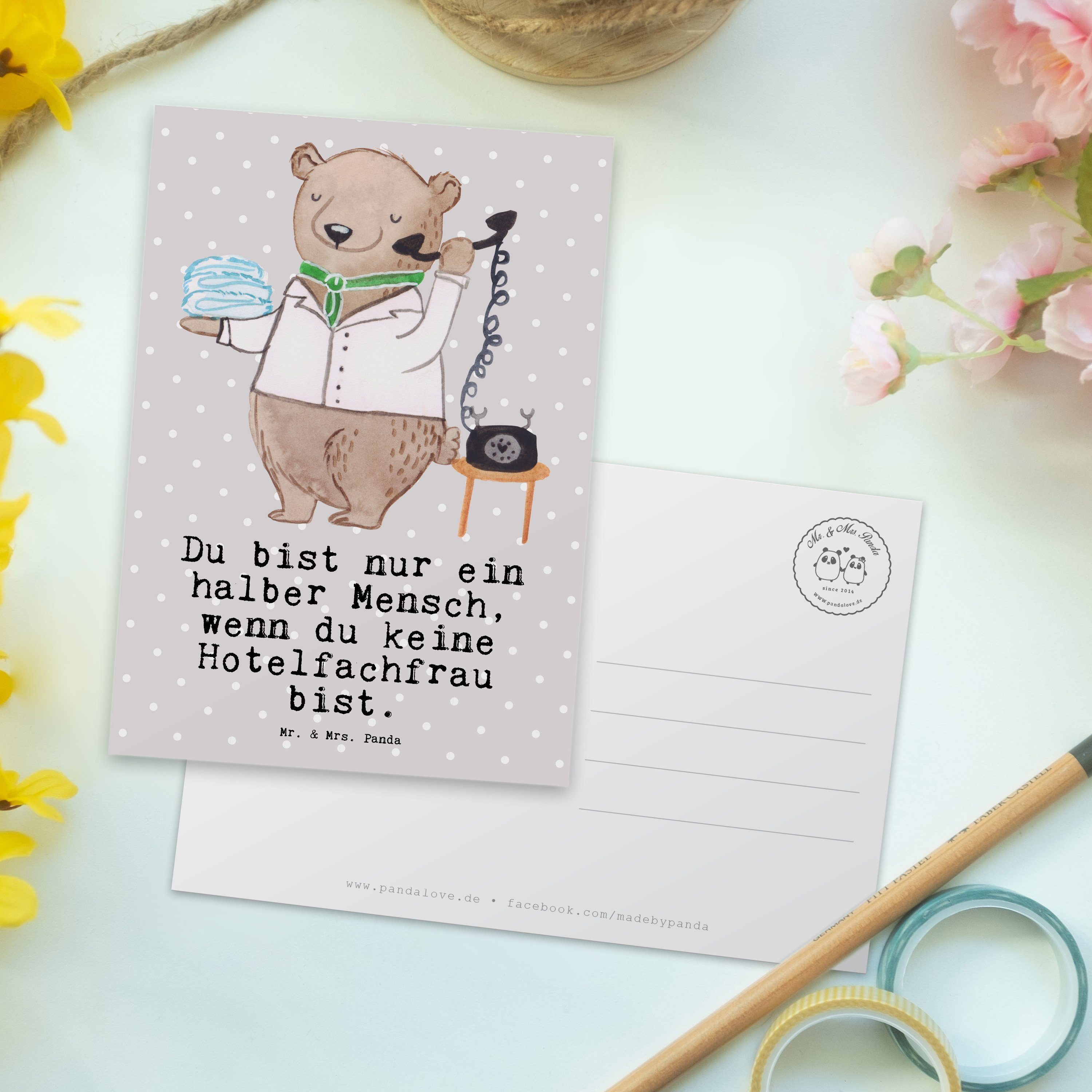 Mr. & Mrs. Panda Postkarte Geschenk, Geburtstagskarte, Grau Hotelfachfrau Pastell Herz - mit - F
