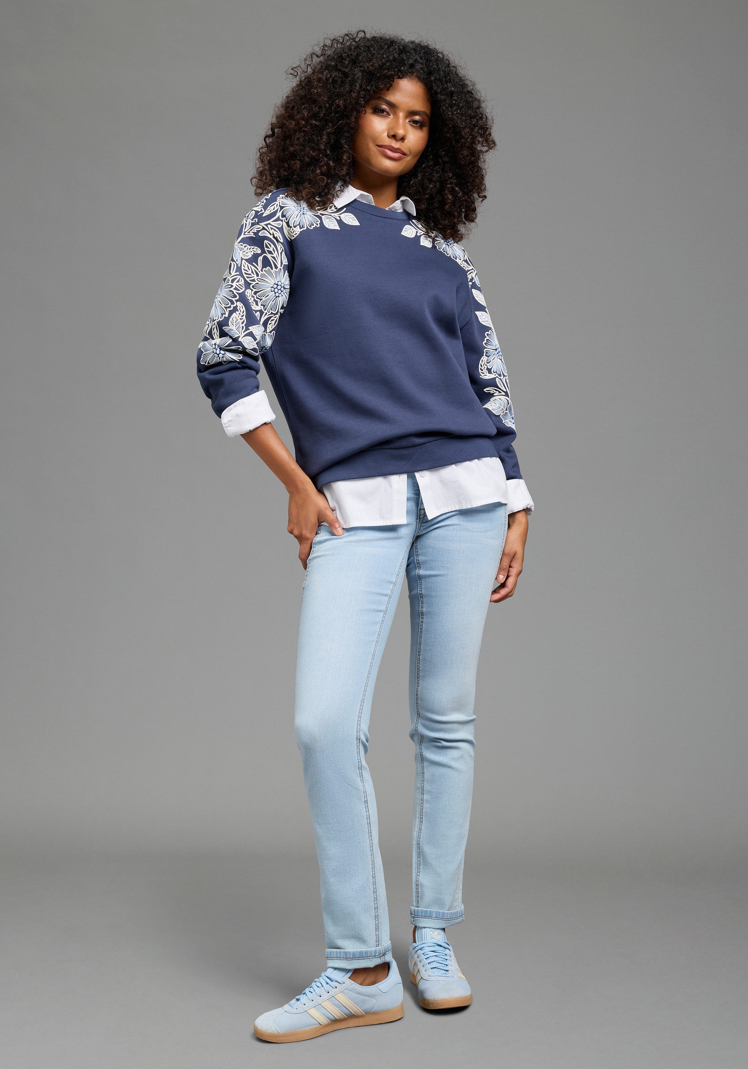 Zum Outfit 10