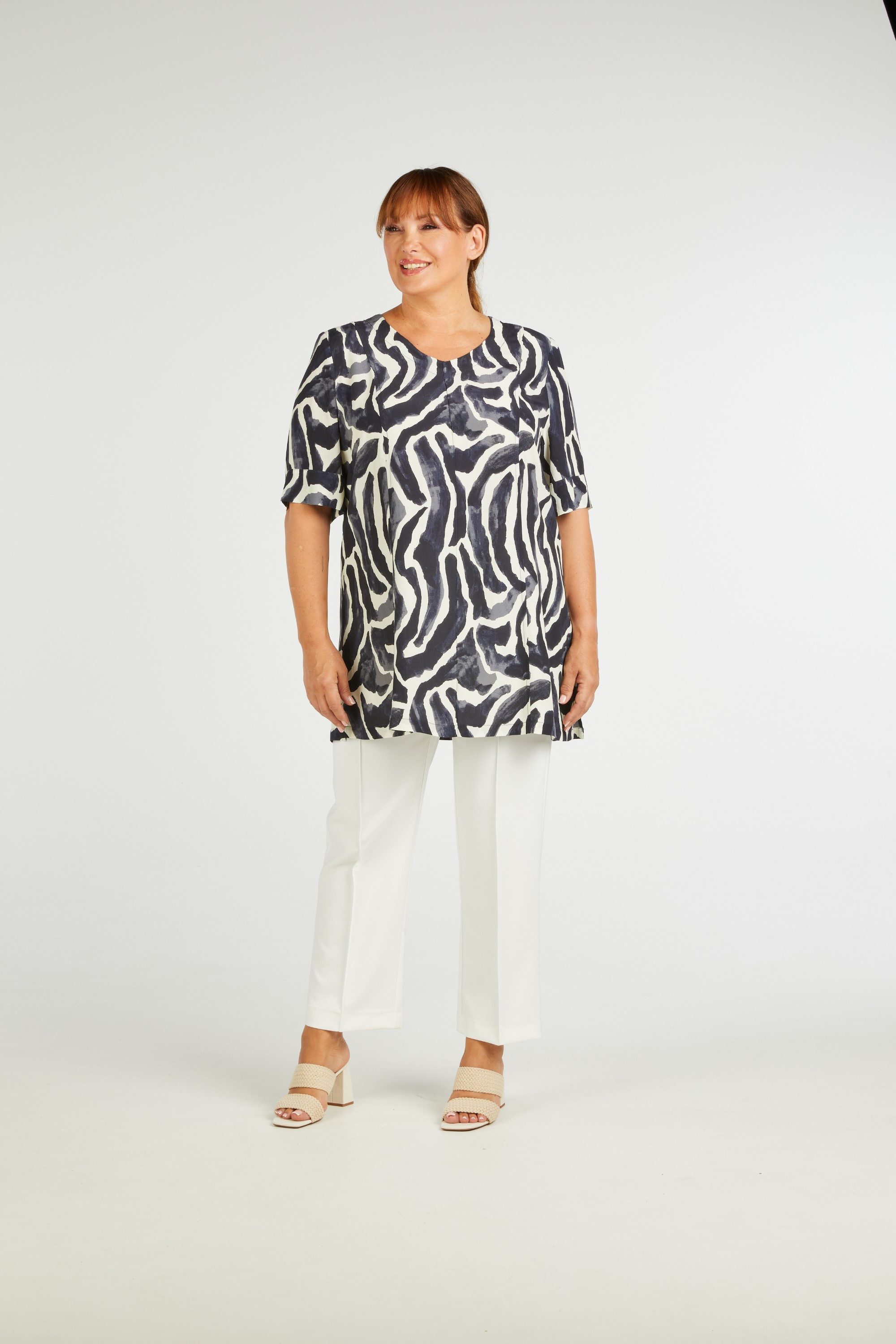 Mona Lisa Longtunika Midnight Blue aus weich fließender Viskose günstig online kaufen