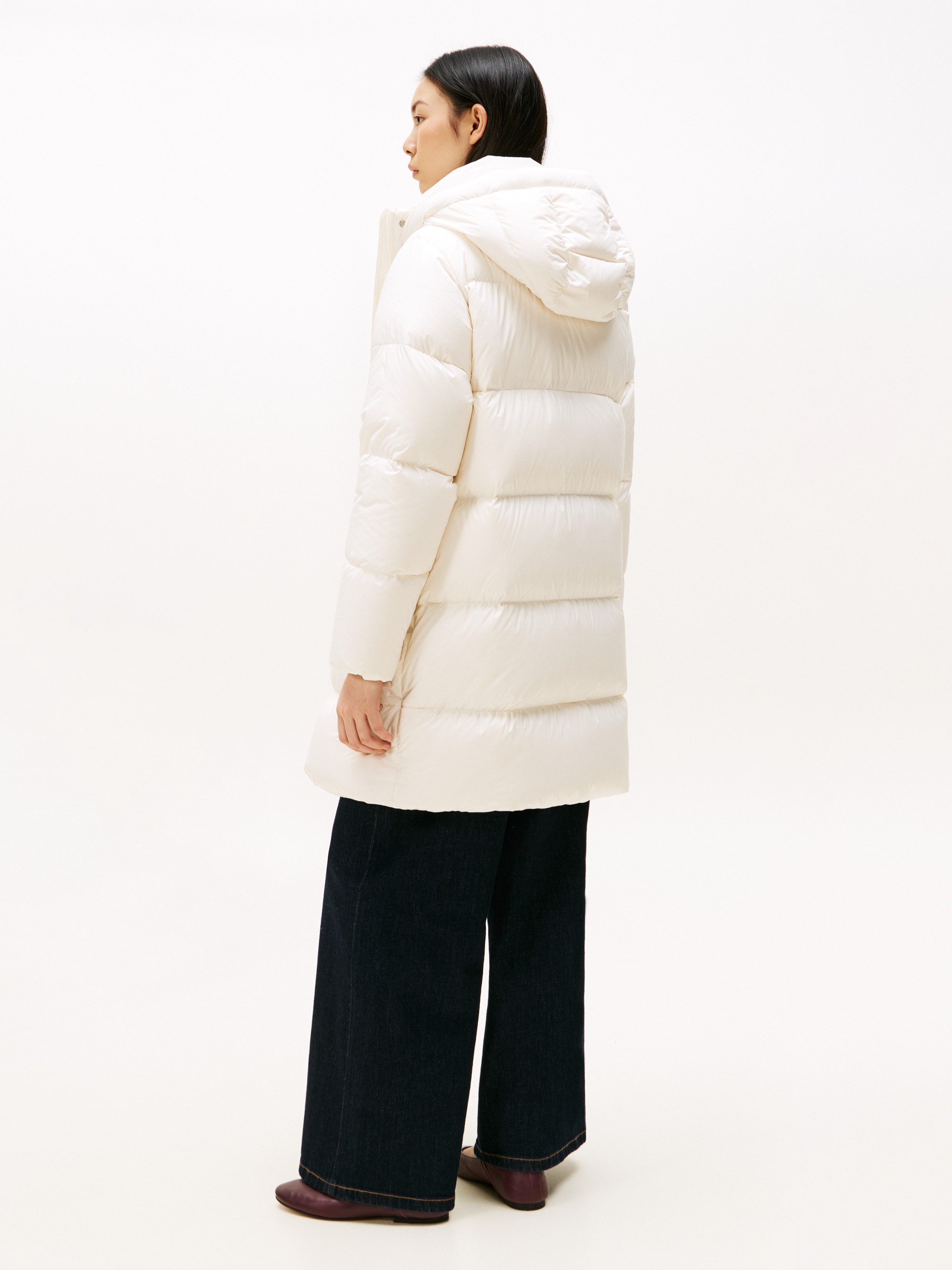 Tommy Hilfiger Steppmantel MODERN DOWN REG COAT mit wärmenden Material gefüttert