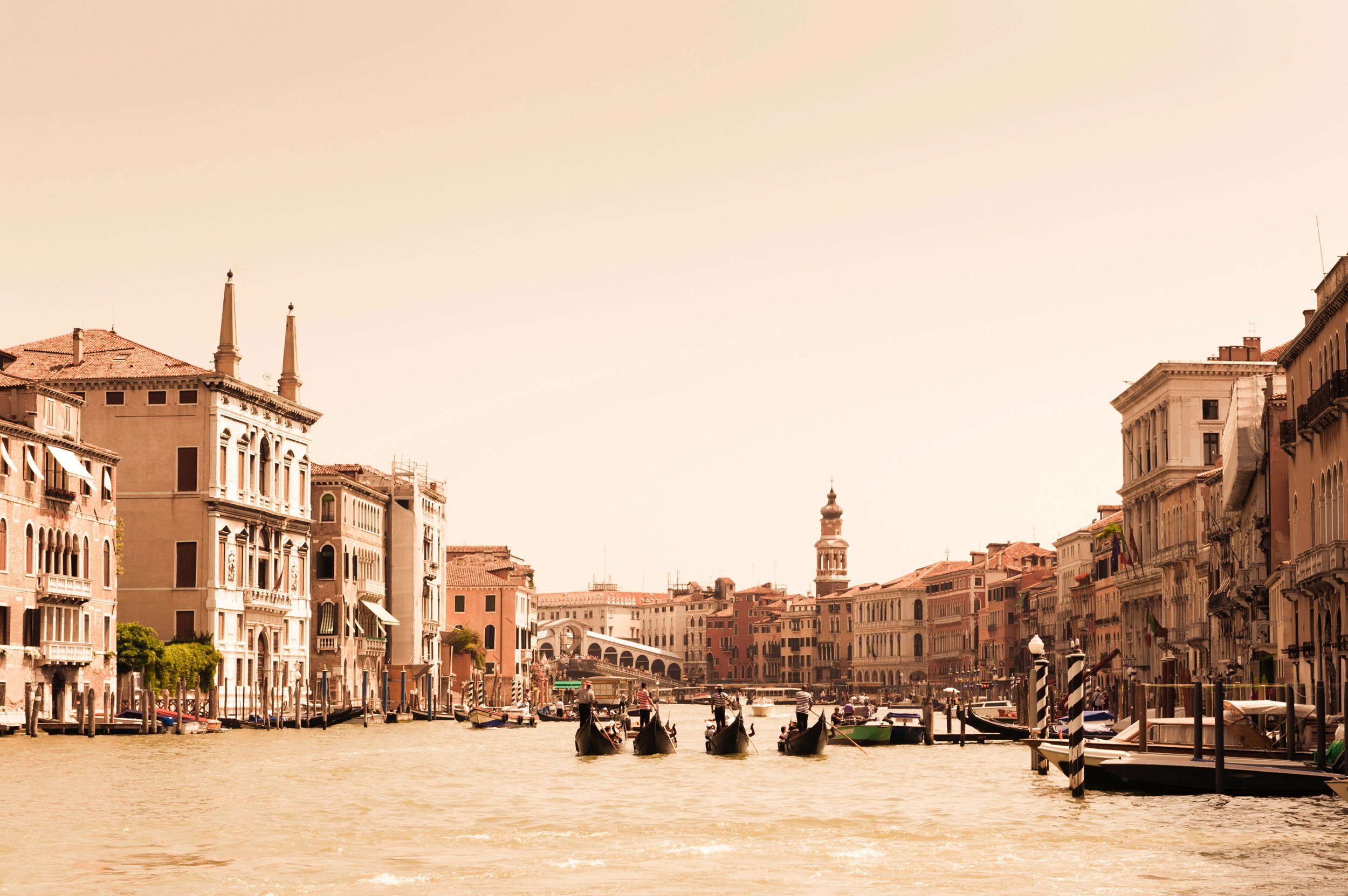 Papermoon RETRO STRAND STADT KANAL VENEDIG-INSEL Fototapete ALT MEER VINTAGE