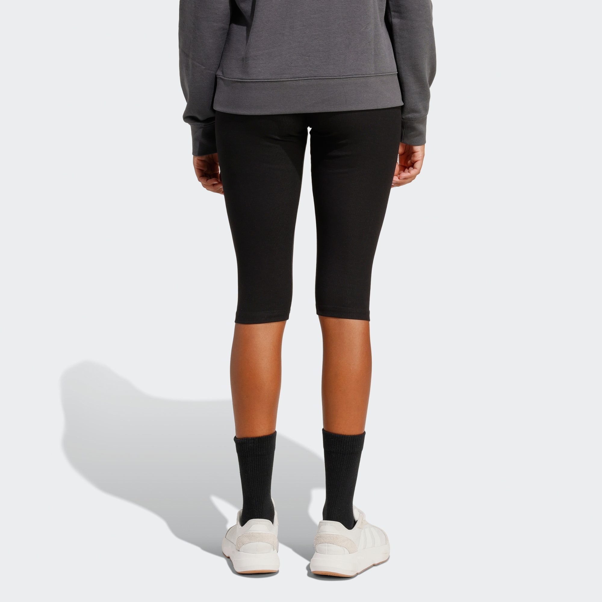 adidas Sportswear Leggings SEASONAL ESSENTIALS RIB CAPRI LEGGINGS (1-tlg)
