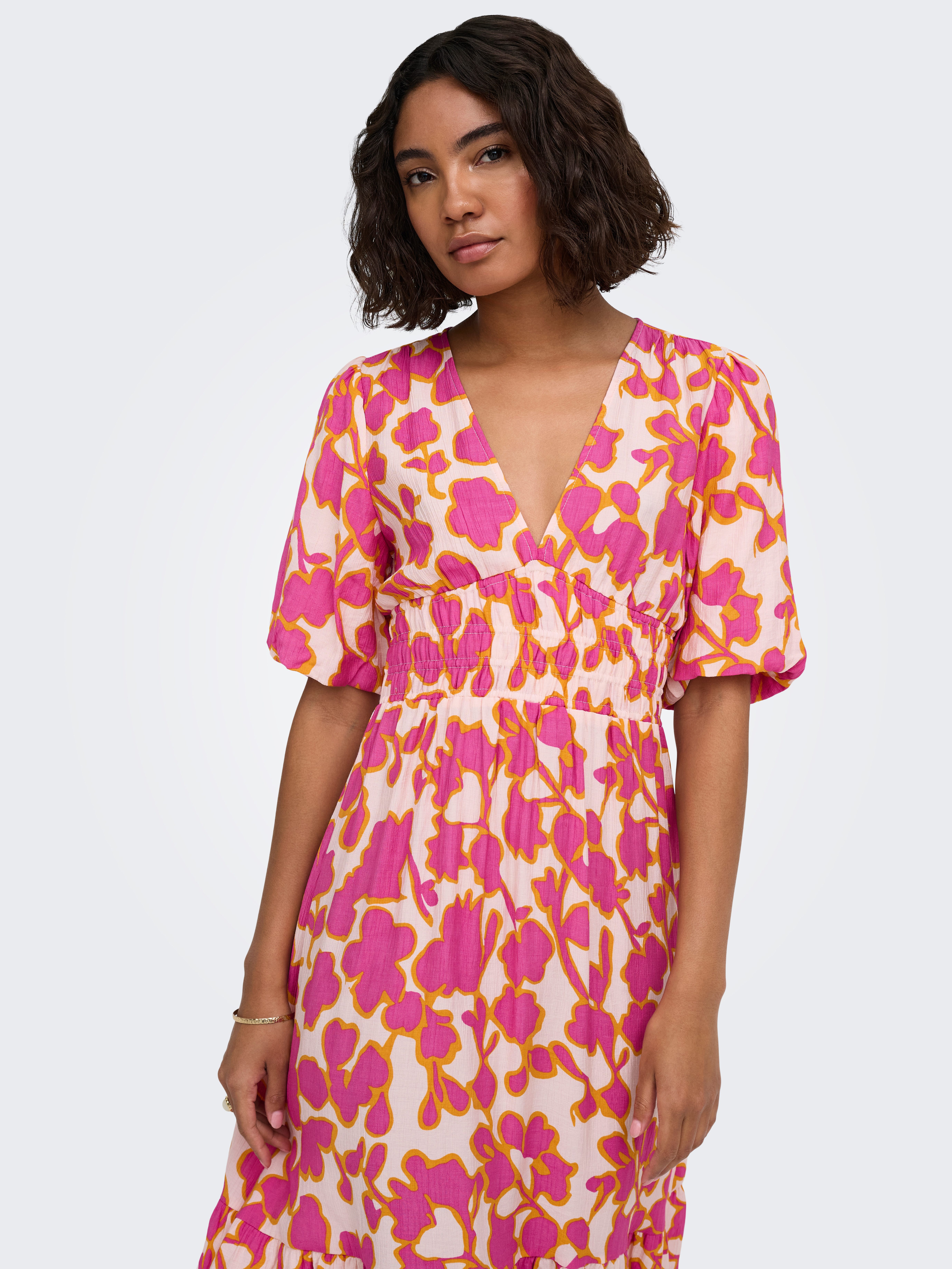 ONLY Druckkleid ONLAURI MIKASI S/S MIDI DRESS WVV EX Viskosemischung, regular fit