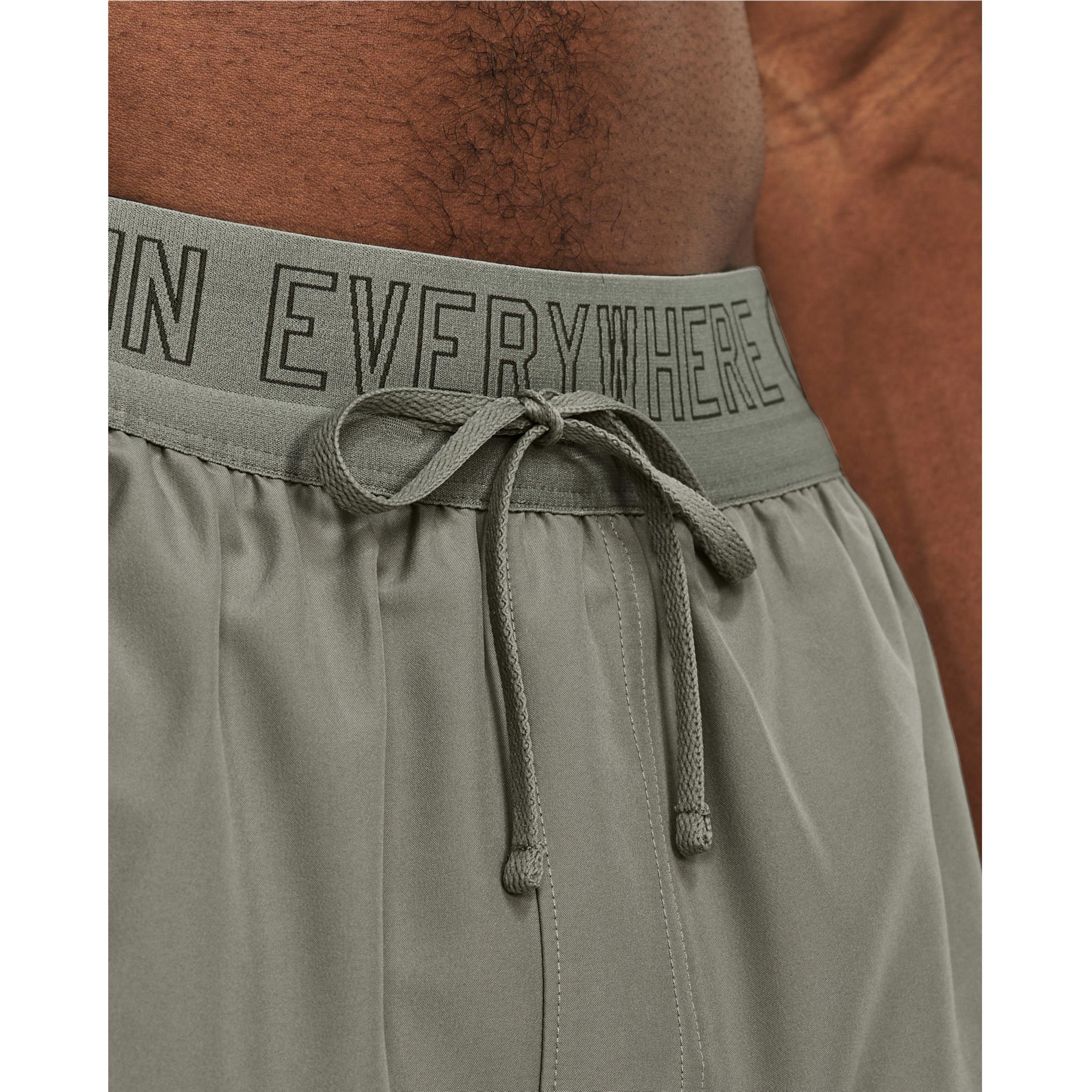 Armour® Under EVERYWHERE grove Funktionsshorts green RUN