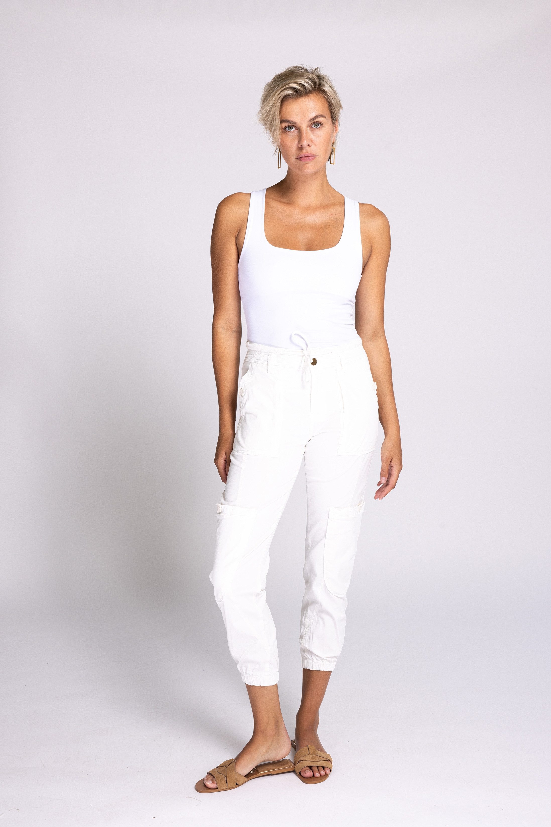 Zhrill Stoffhose FINNA Cargohose schmale Passform, für Casual-Look, 3/4-Länge