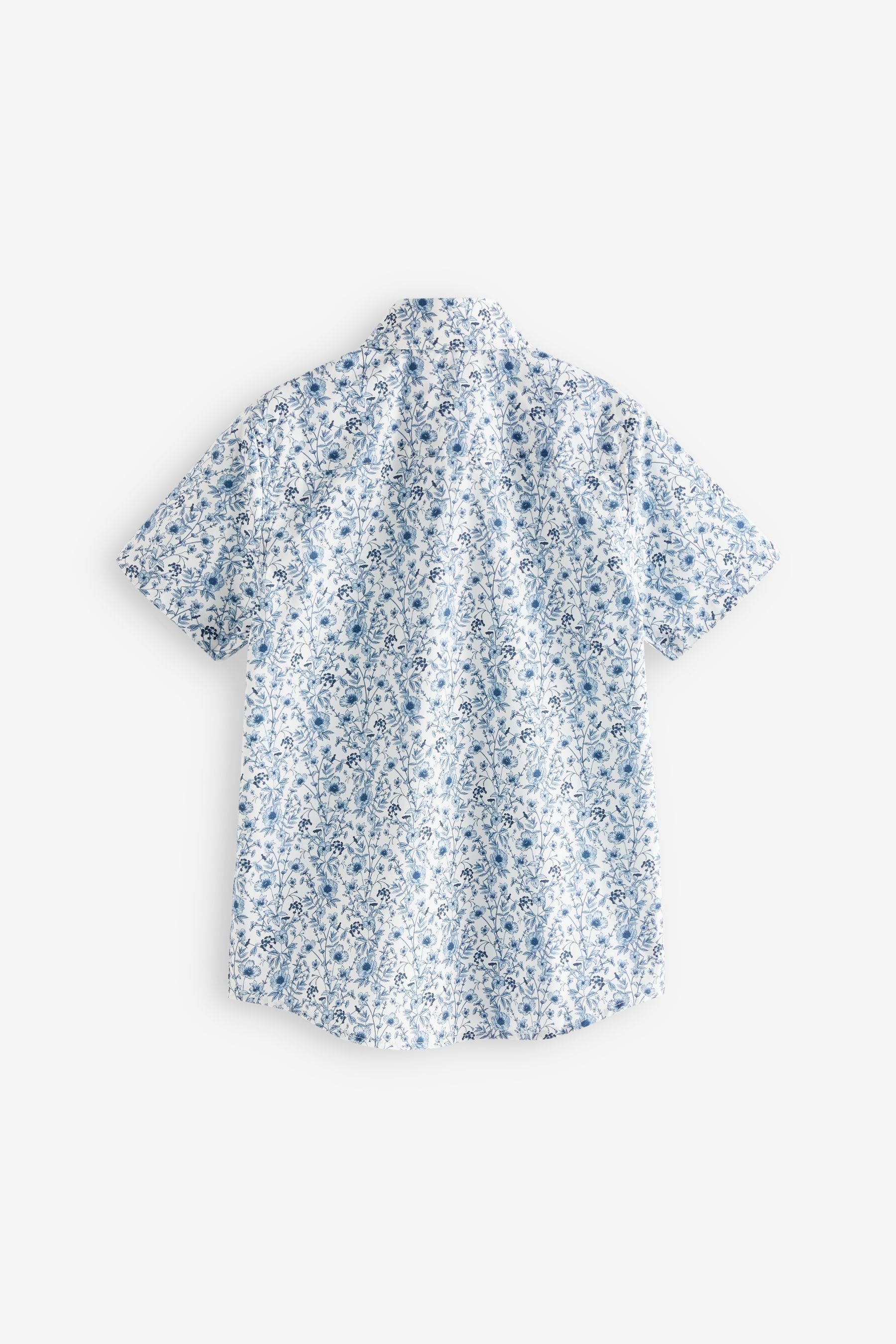 (1-tlg) Next Floral mit White/Blue Gemustertes Kurzarmhemd kurzen Hemd Ärmeln