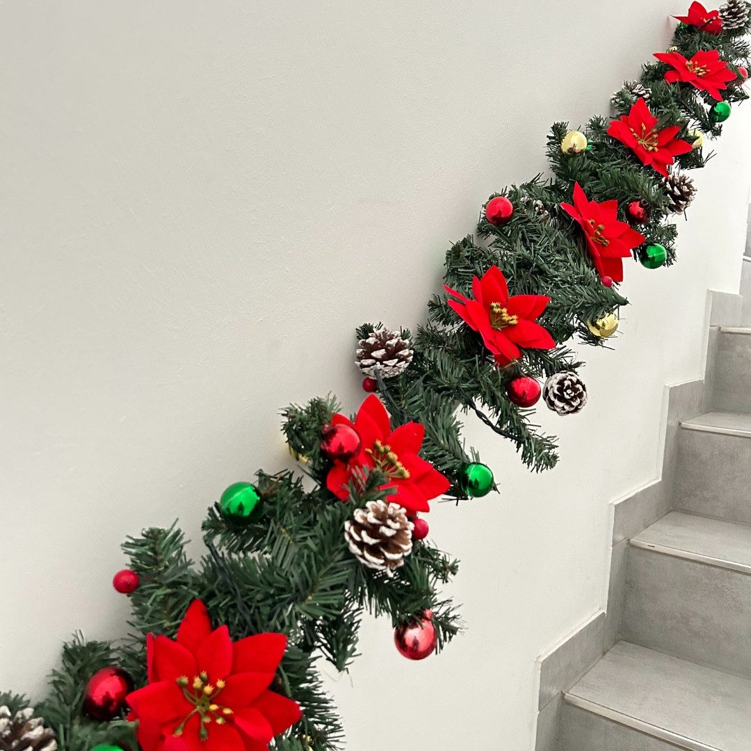 abc HOME LED-Girlande Tannen-Optik, Weihnachten, 24 LEDs, Flackereffekt, 210 cm