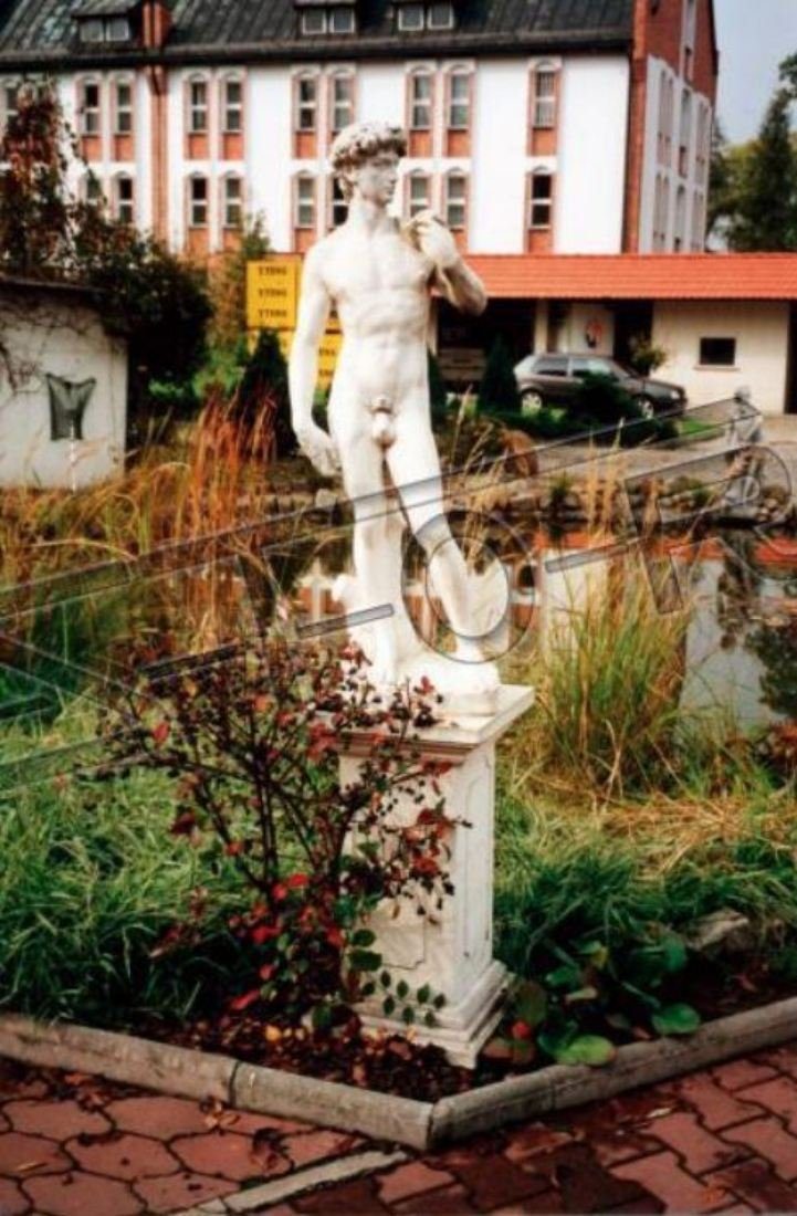 JVmoebel Skulptur Stil Blumenständer Antik Säule Sockel Stein Deko Römische Ständer