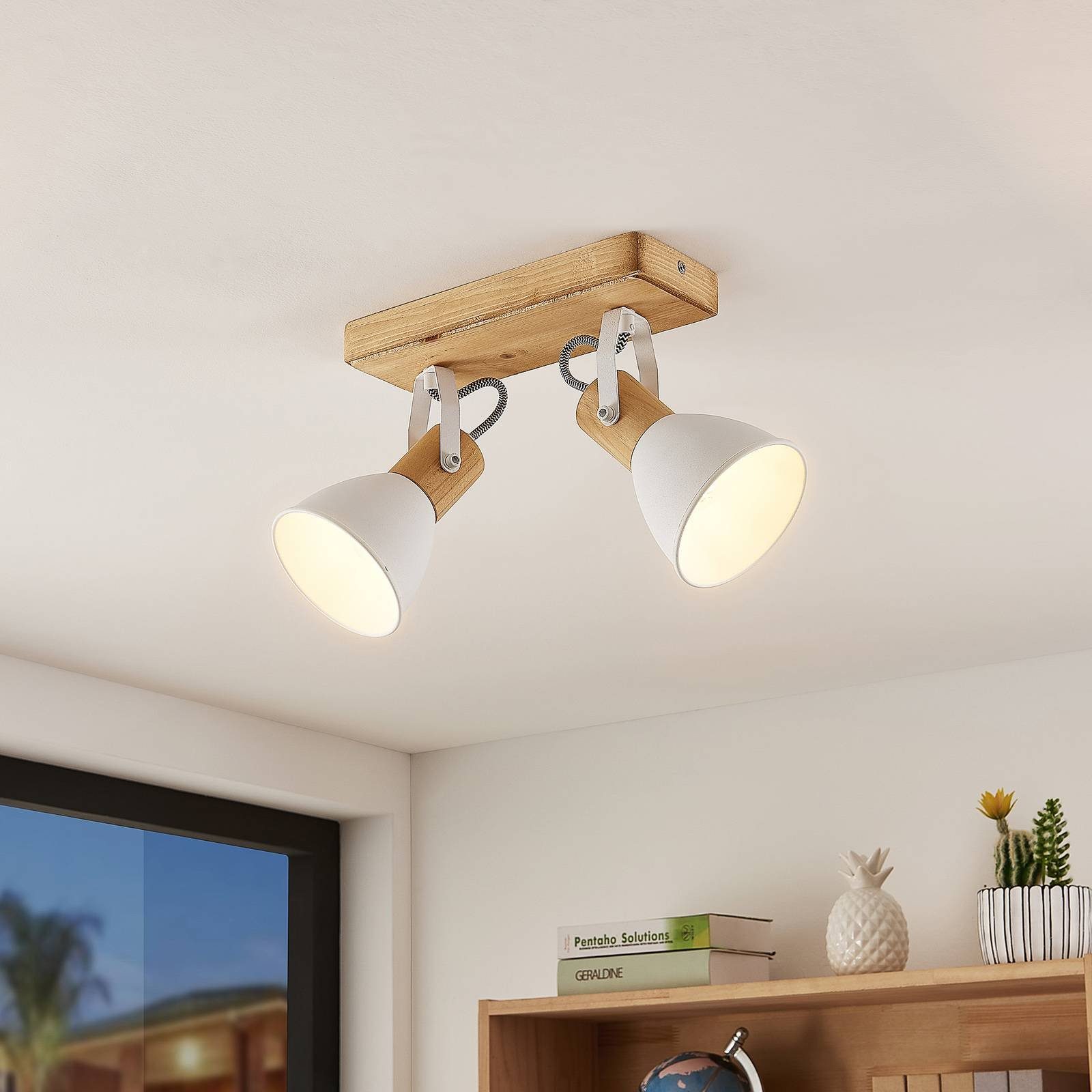 Lindby Deckenstrahler Merela, Holz IP20, 2 x 20 W
