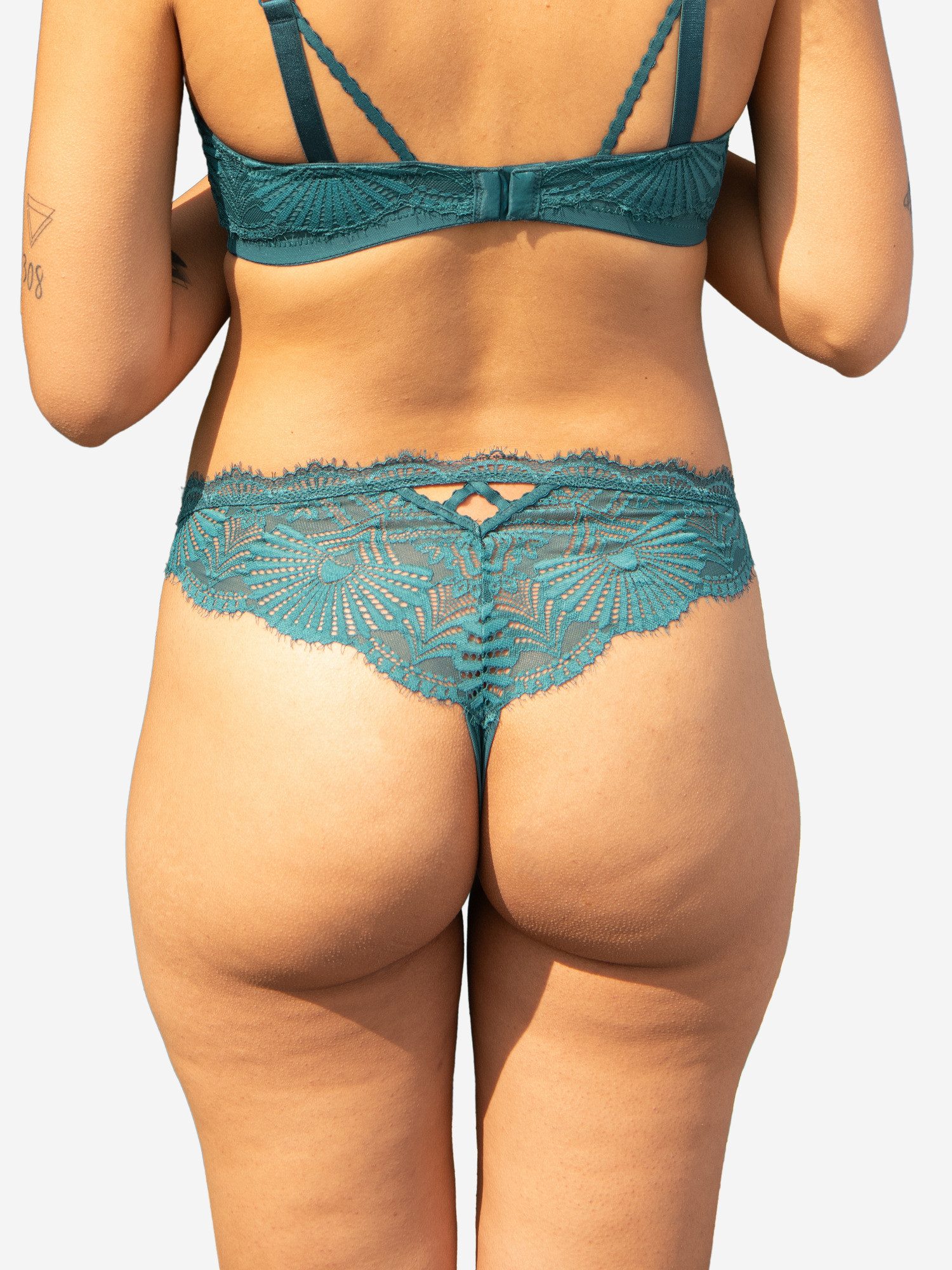 SugarShape String LILOU