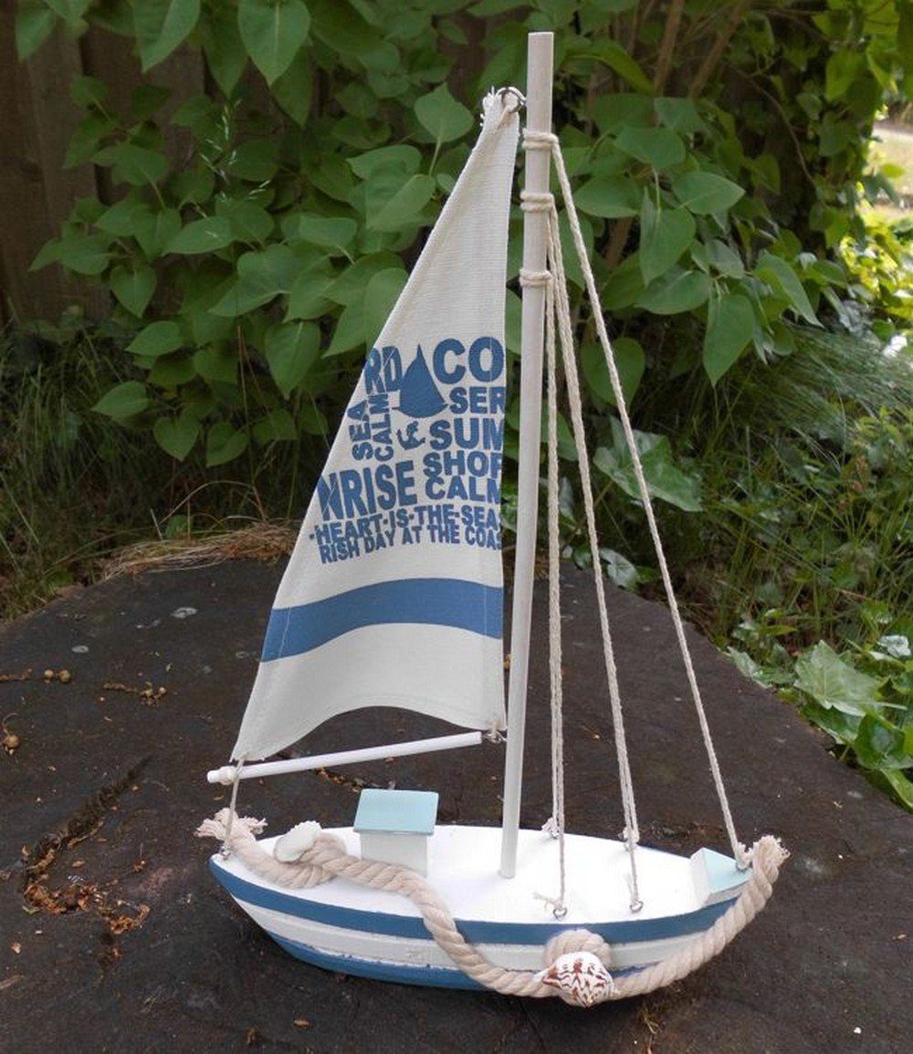 Maritimes Takelage. Dekofigur Segelschiff St) Deko-Impression (1 Deko-Objekt blau-weiß Holz mit
