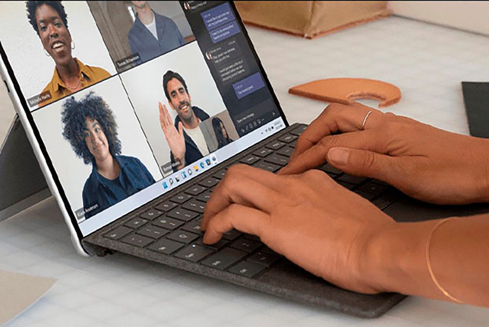 Microsoft Surface Pro Keyboard mit Stiftaufbewahrung Tastatur mit Touchpad