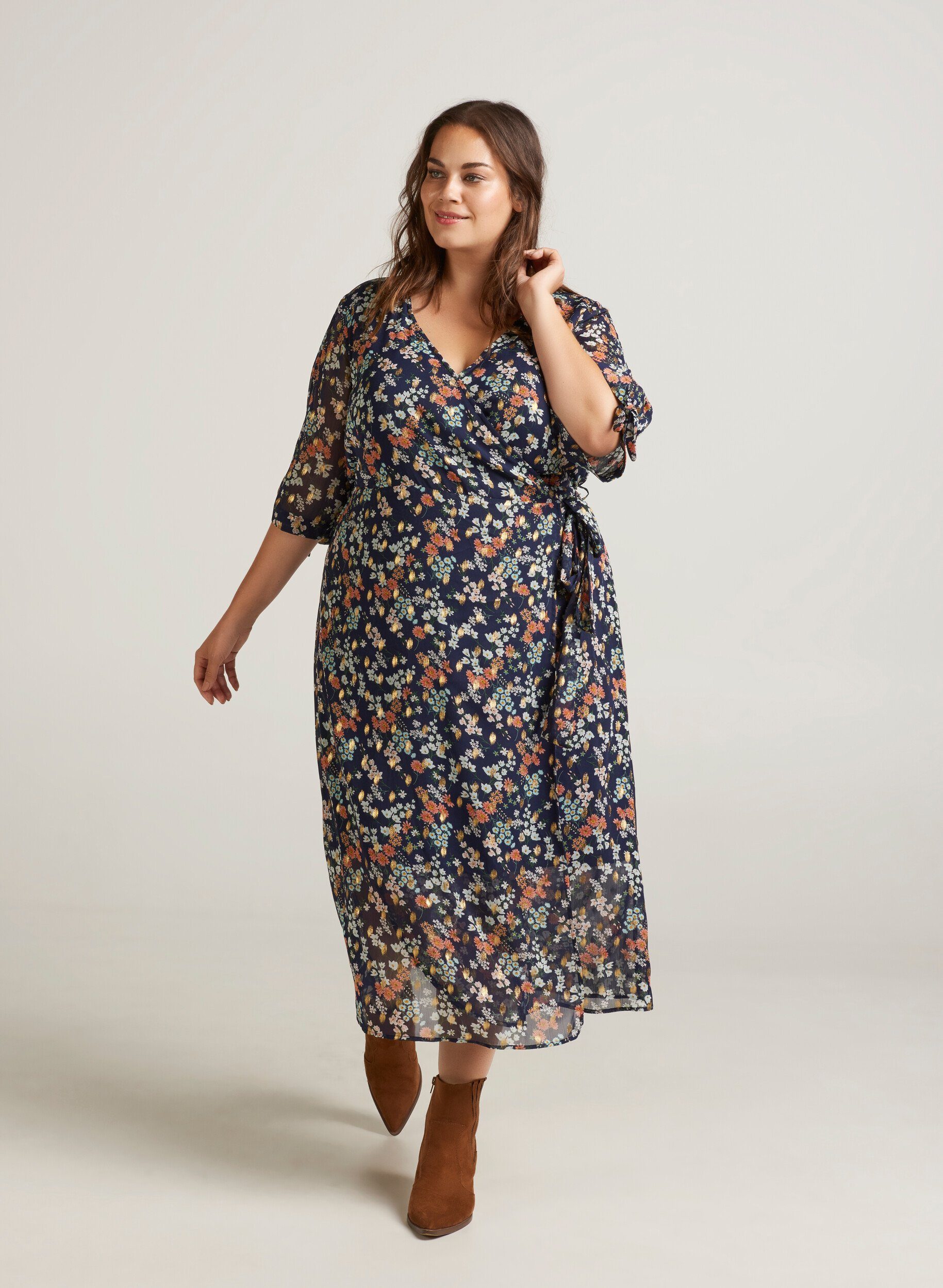 Zizzi Wickelkleid Damen Große Größen Kleid Blumenprint 3/4 Arm Wrap  Maxikleid online kaufen | OTTO