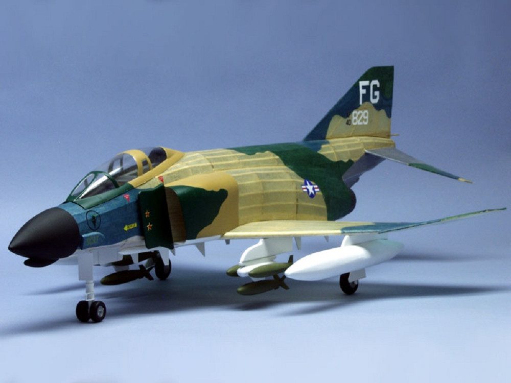 Krick Modellbausatz Dumas Aircraft F-4D Phantom Balsabausatz