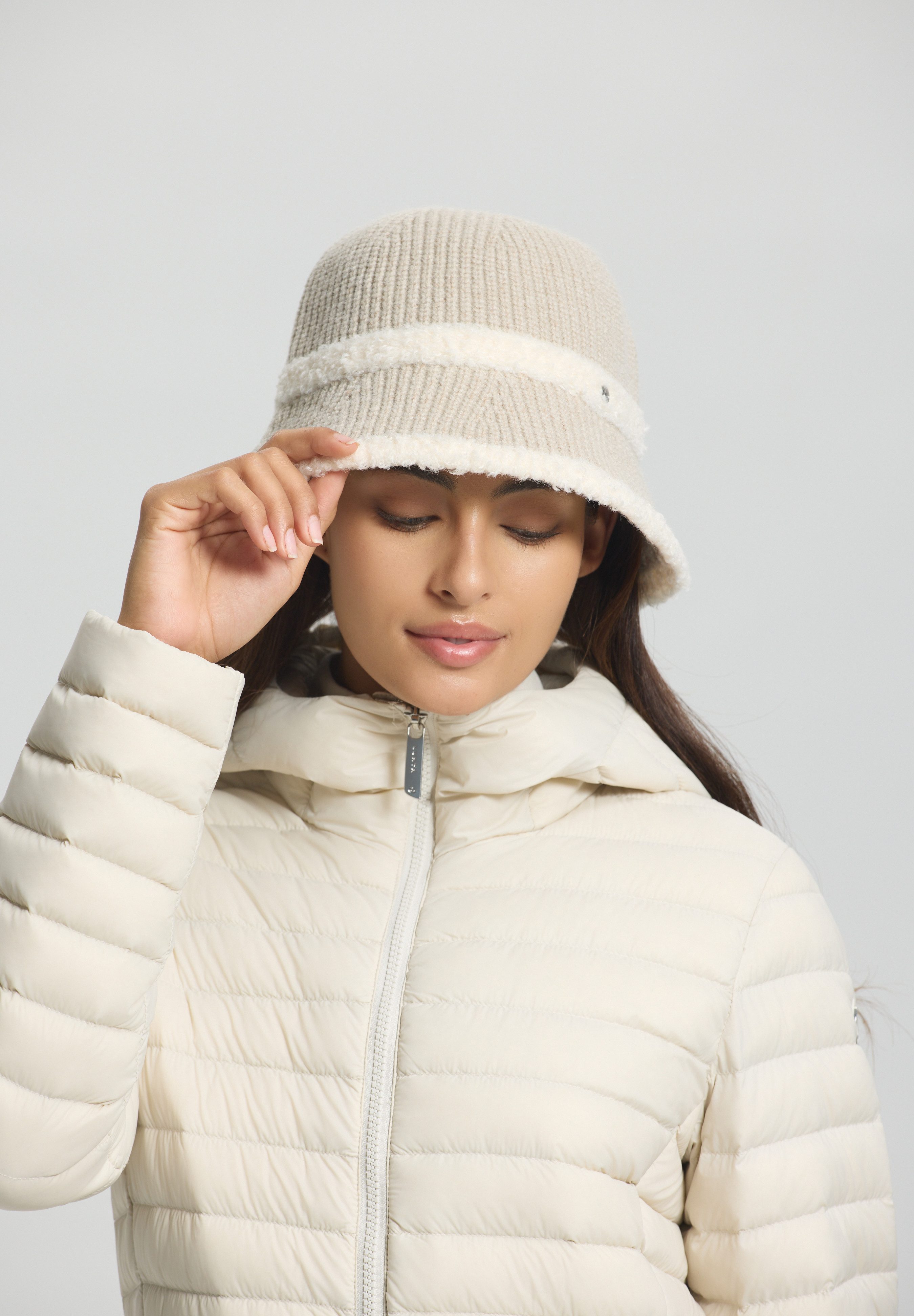 Luhta Outdoorhut LUHTA NOROLA Fischerhut-Design, aus Polyacryl, Polyester und Polyamid