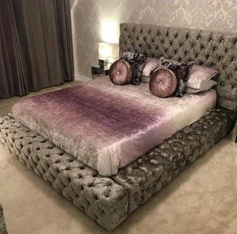 Polsterbett Chesterfield Polsterbett in Braun aus hochwertigem Textil