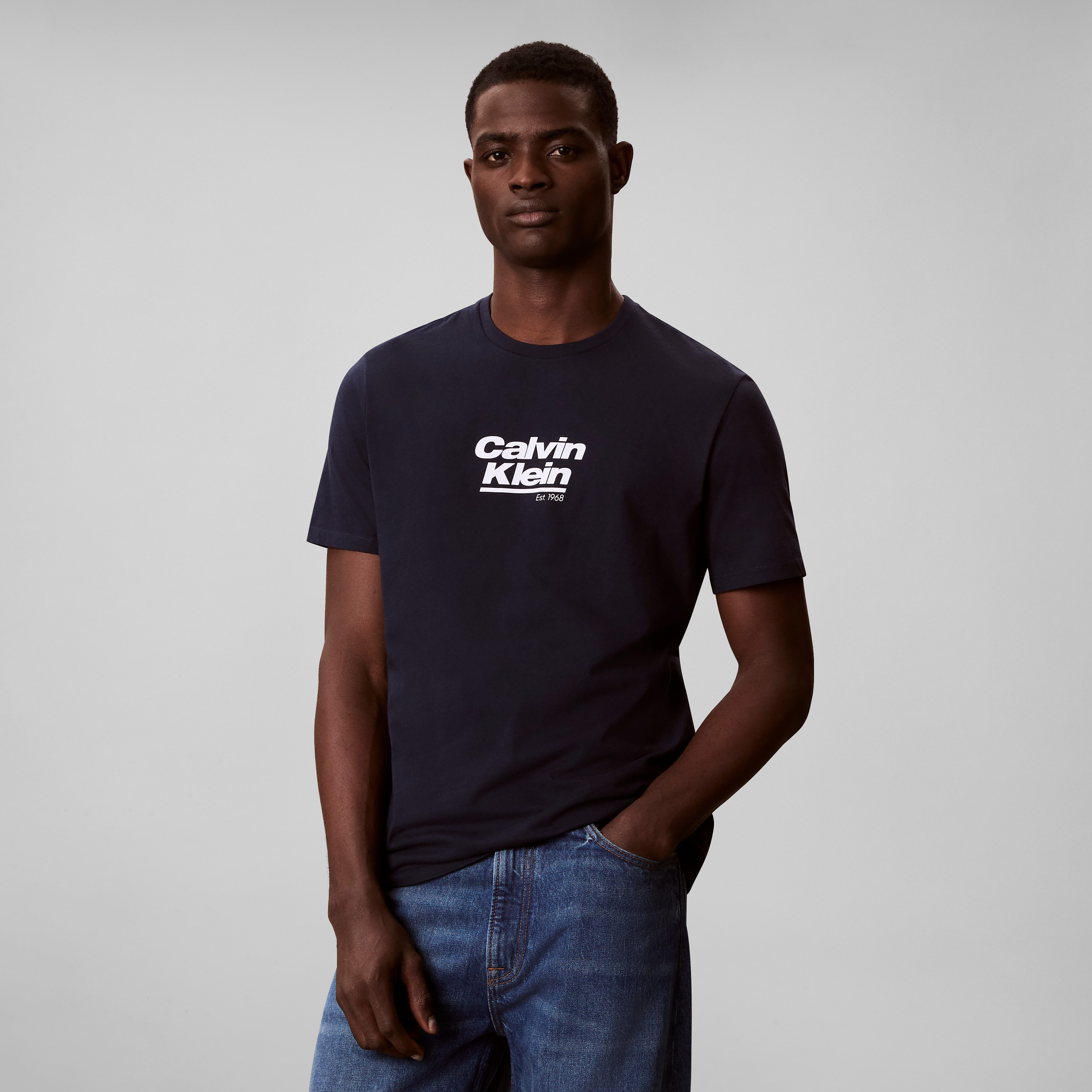 Calvin Klein Jeans T-Shirt Rundhalsausschnitt, Regular Fit, Logoschriftzug günstig online kaufen