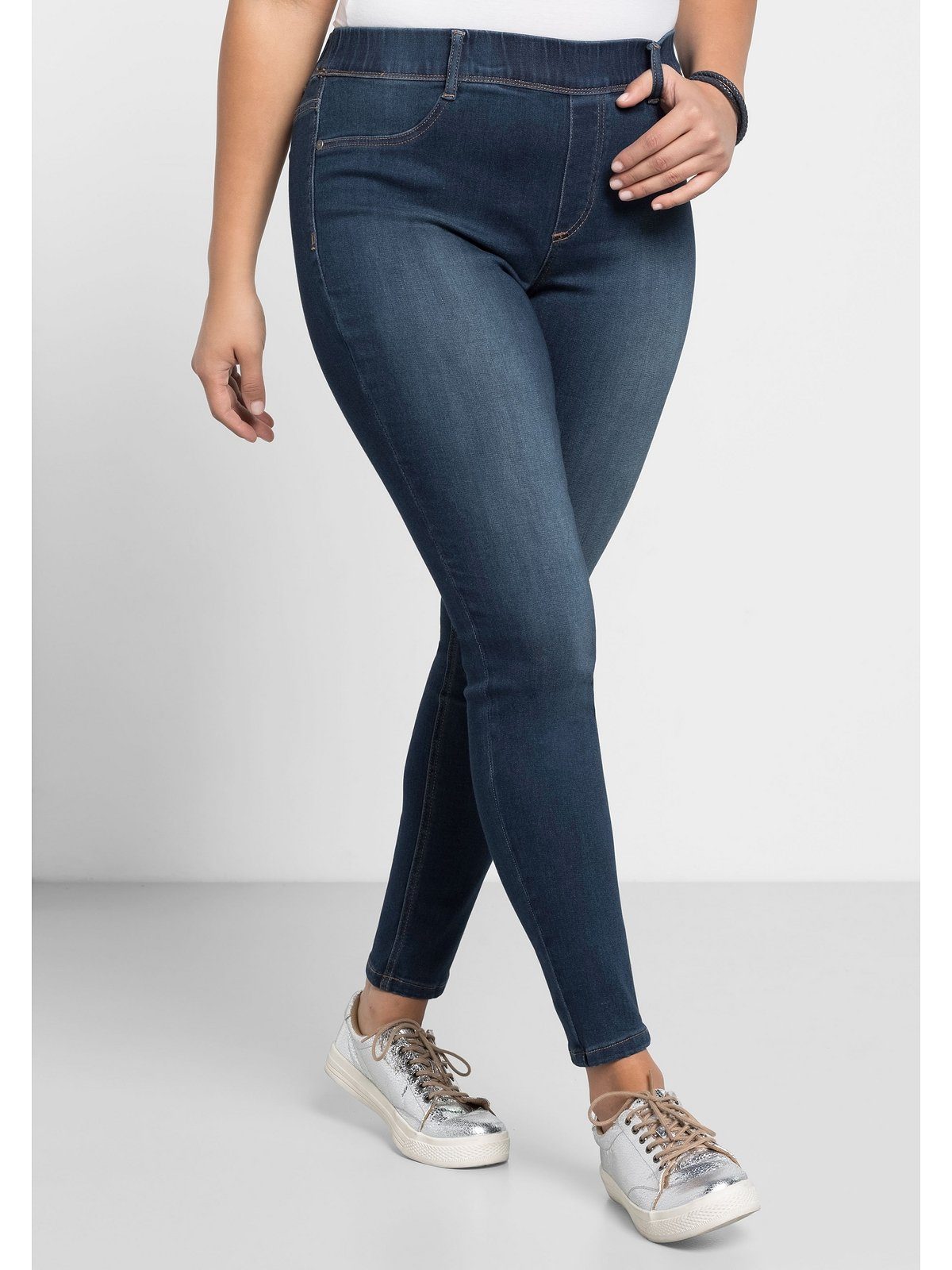dark blue Denim