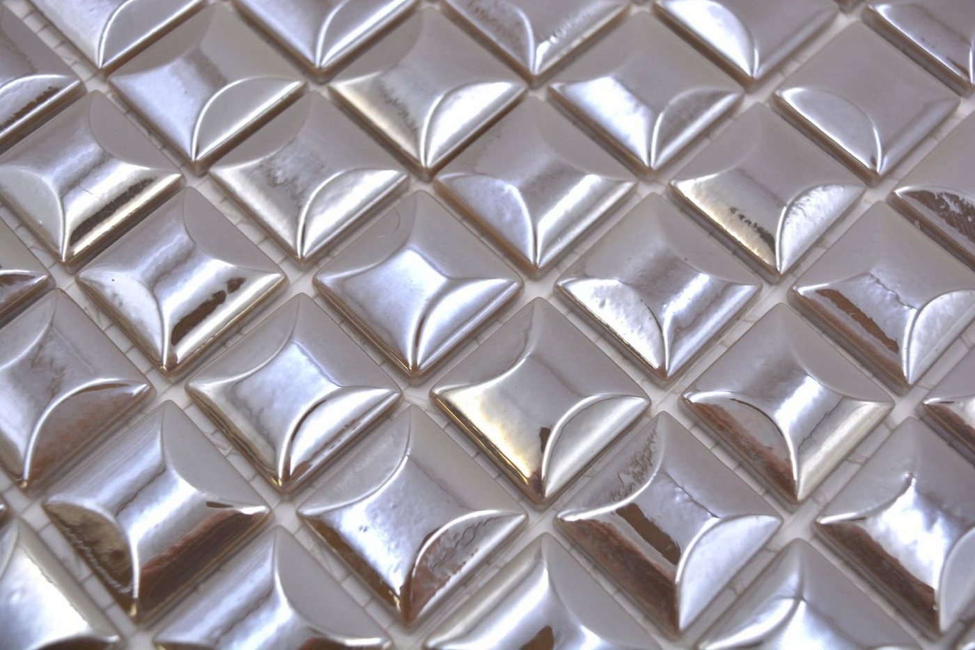 Thumbnail - Mosani Mosaikfliesen Glasmosaik Nachhaltiger Wandbelag Fliese Recycling coffee metallic