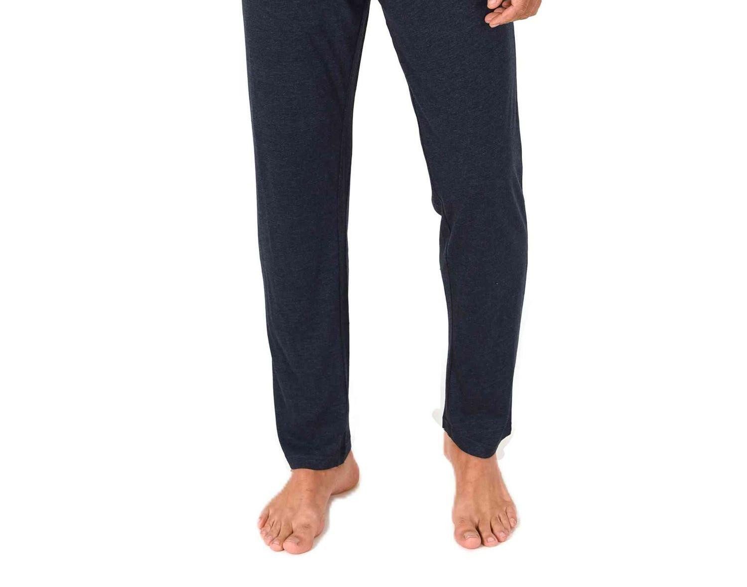 Pyjama Normann Herren langarm Schlafanzug mit Frontprint in zeitloser Optik