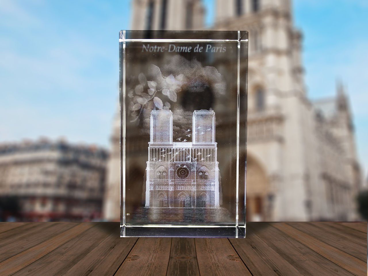 Geschenkbox, Made Germany, VIP-LASER Glasquader Hochwertige Dekofigur in von Dame Paris, 3D Familienbetrieb Notre