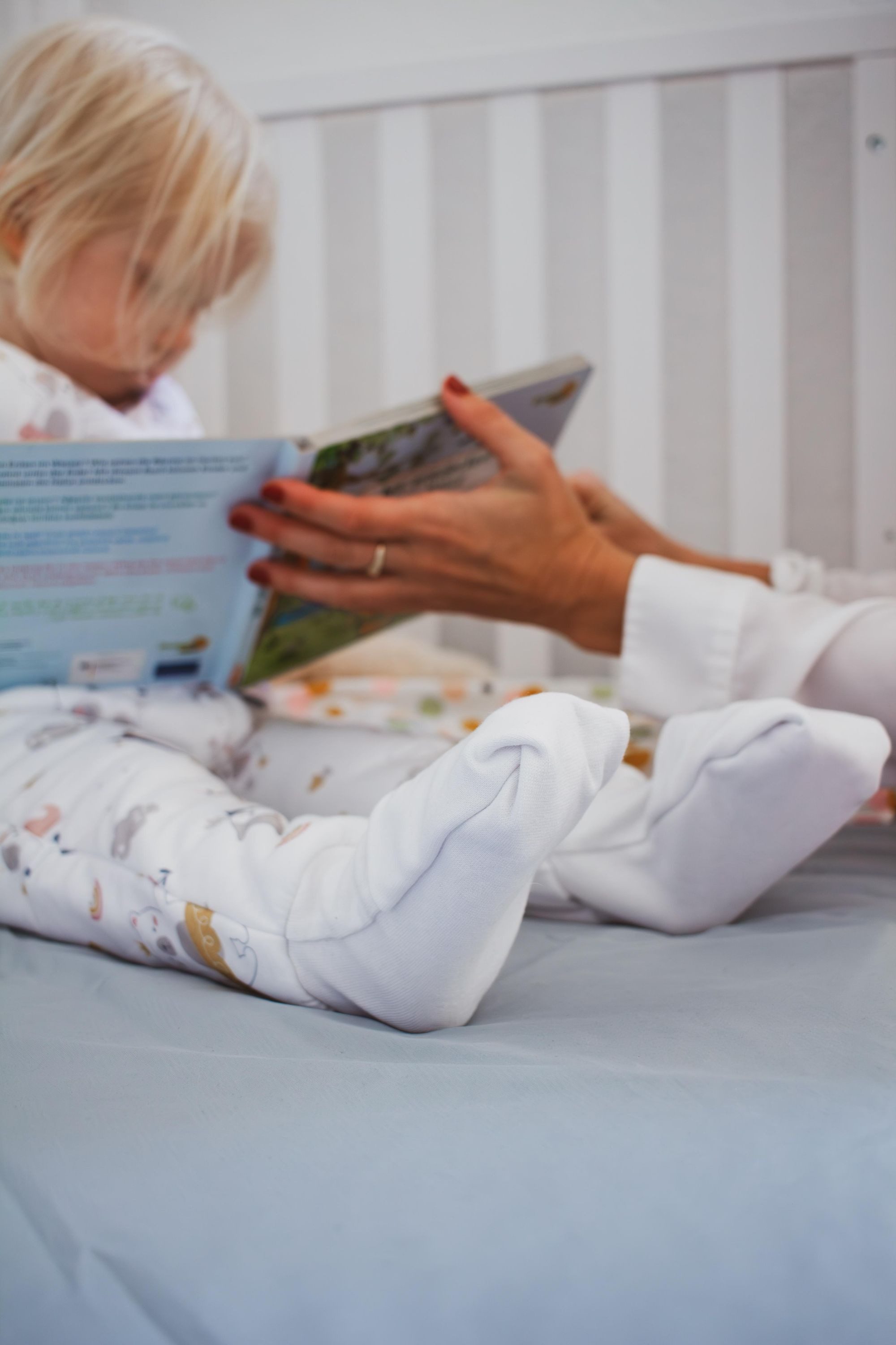 TupTam Babyschlafsack Schlafsack mit Beinen ohne Ärmel 2.5 TOG Ganzjahr – Bild 4 von 5