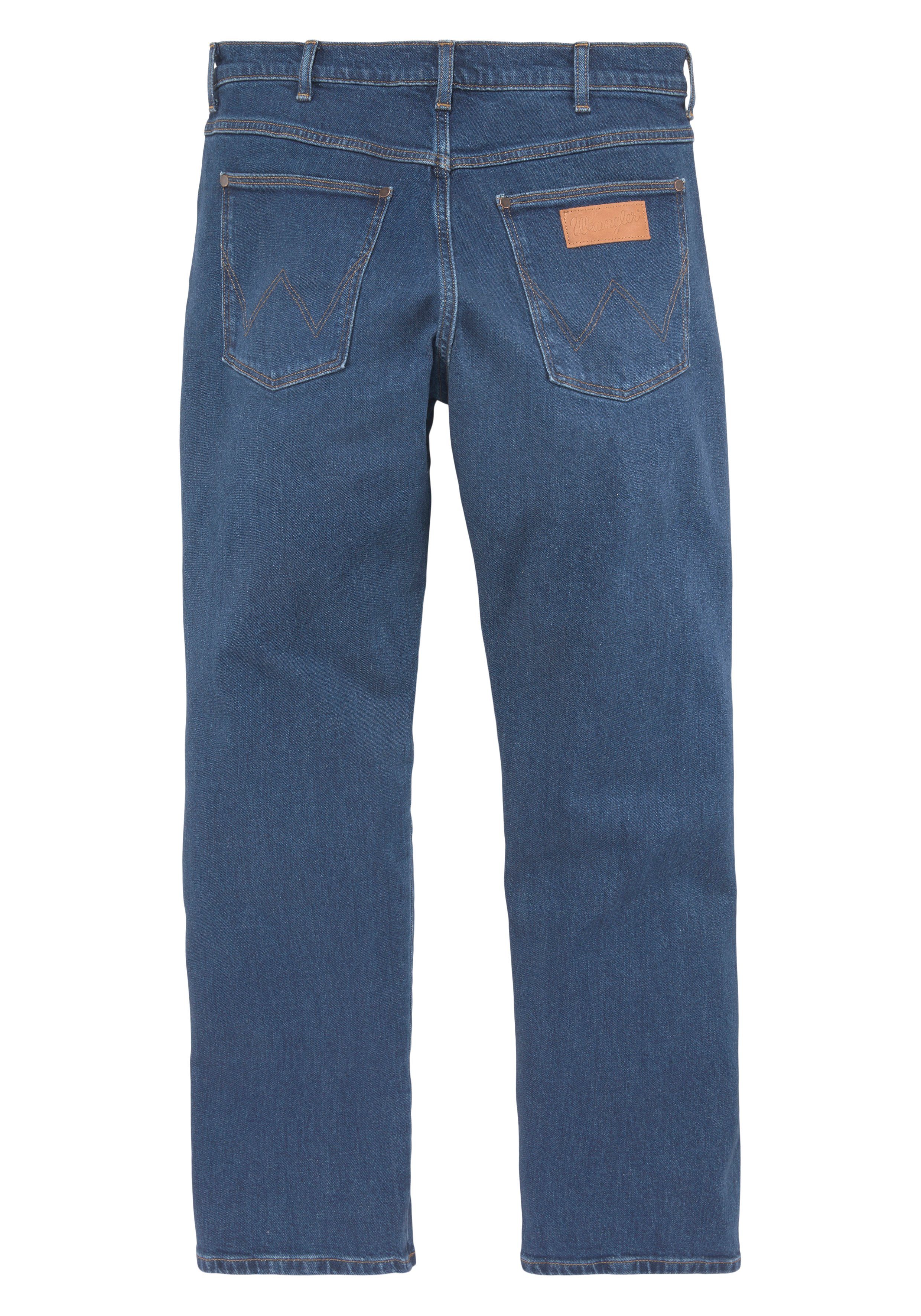 Straight-Jeans dancing Wrangler Frontier water