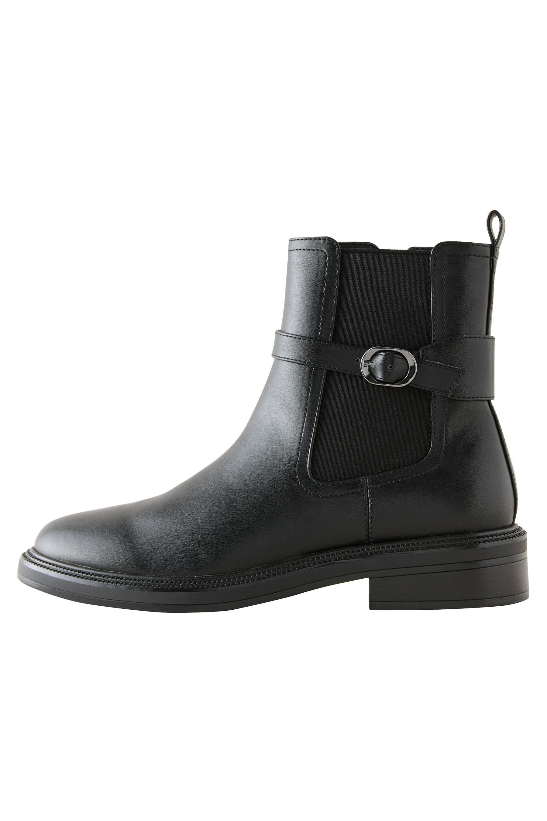 Next Chelsea-Stiefelette mit Schnalle, weite Passform Keilstiefel (1-tlg)