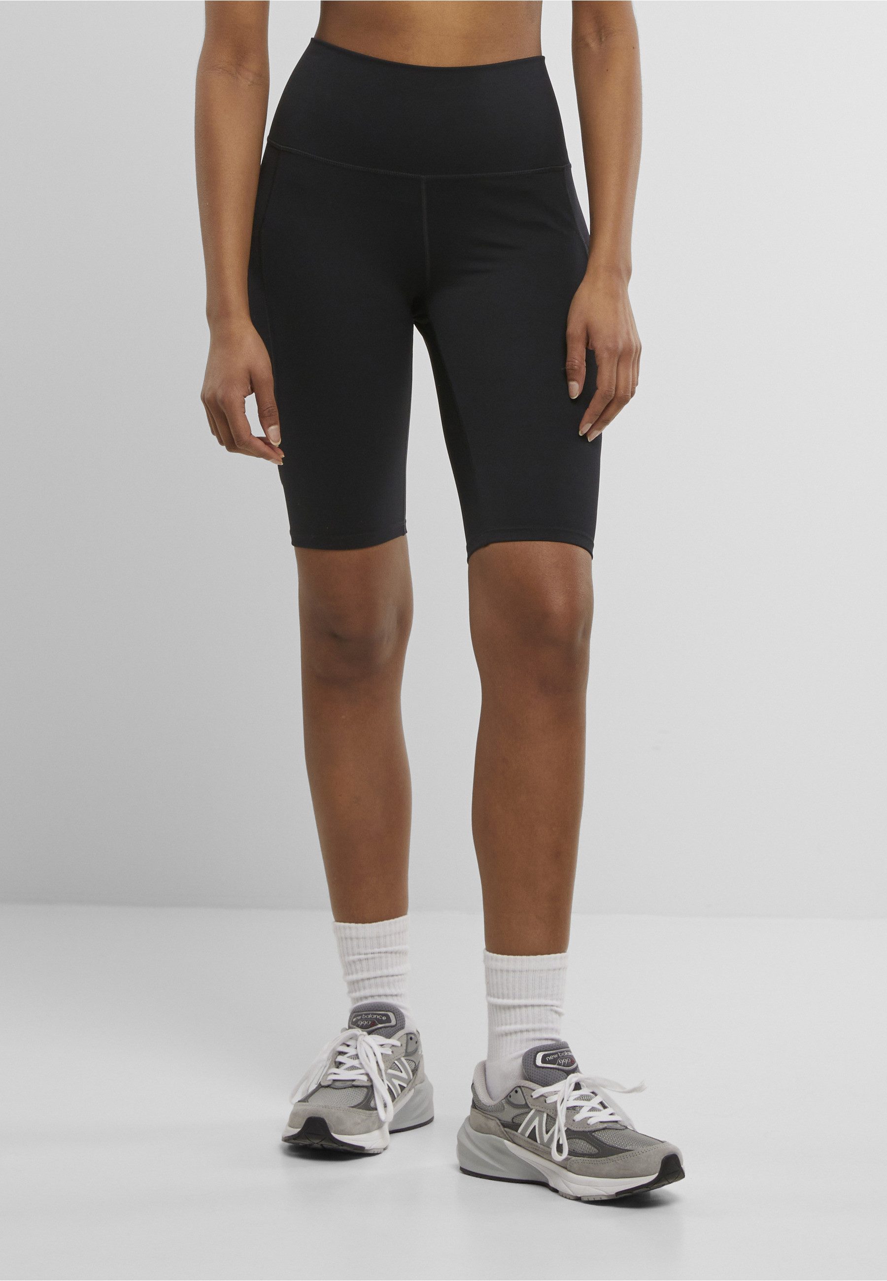 URBAN CLASSICS Radlerhose Urban Classics Ladies Cycling Short Ladies Cycling Short (1-tlg)