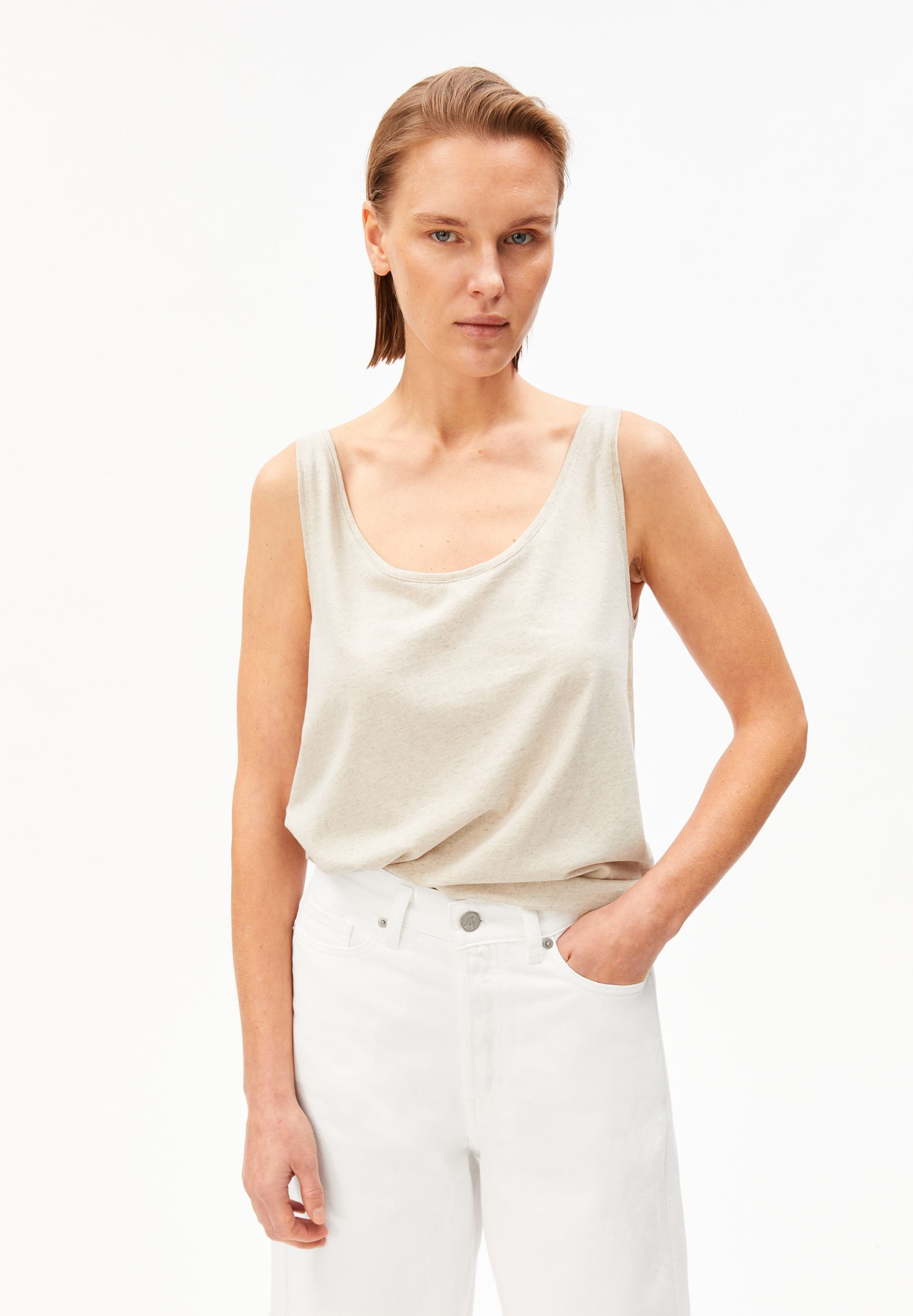 Armedangels Shirttop LINO BLEND Leinen-Mix (Regular Fit) Tiefer Rundhalsausschnitt