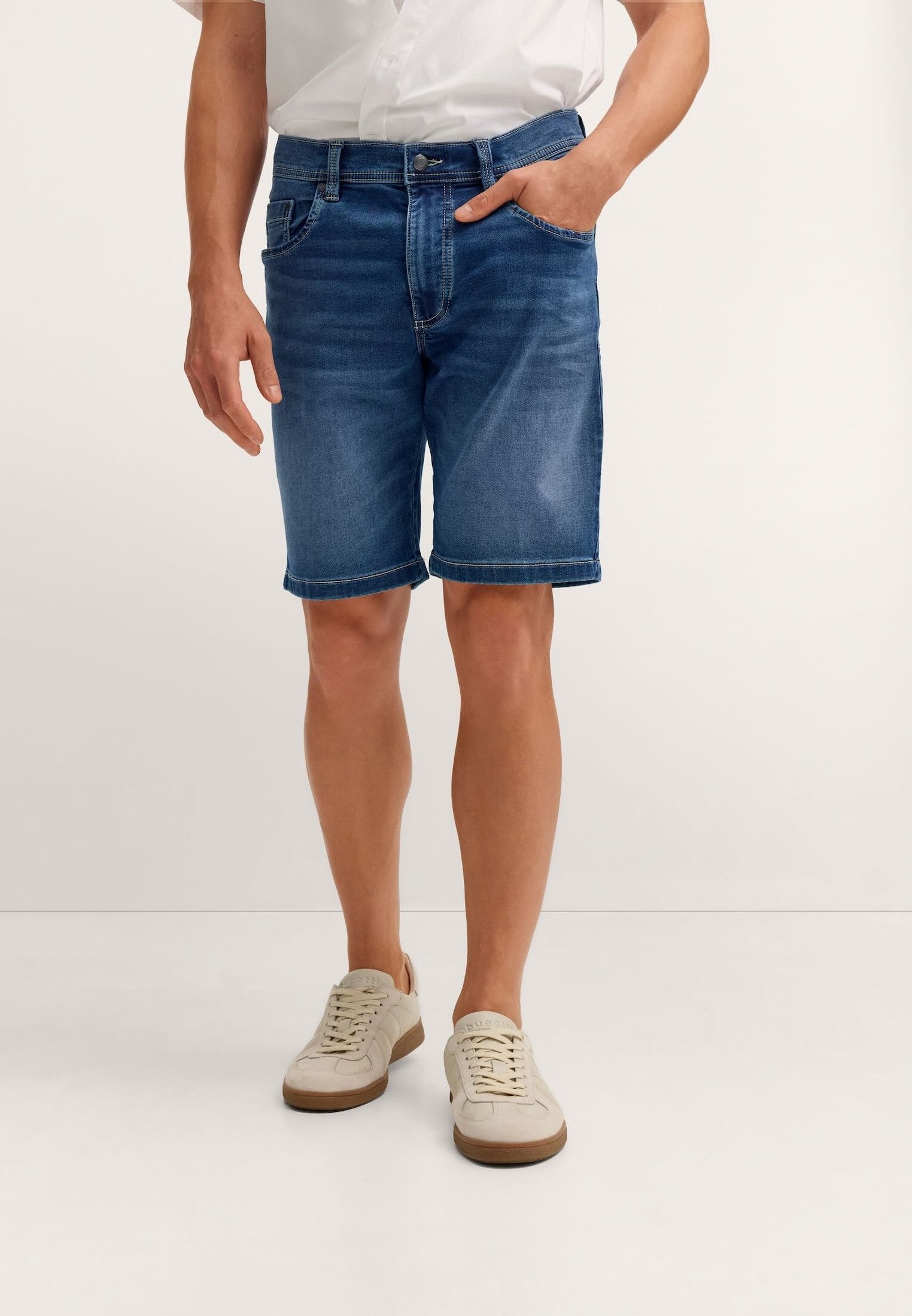 bugatti Bermudas DynamicSeries mit Stretch-Funktion