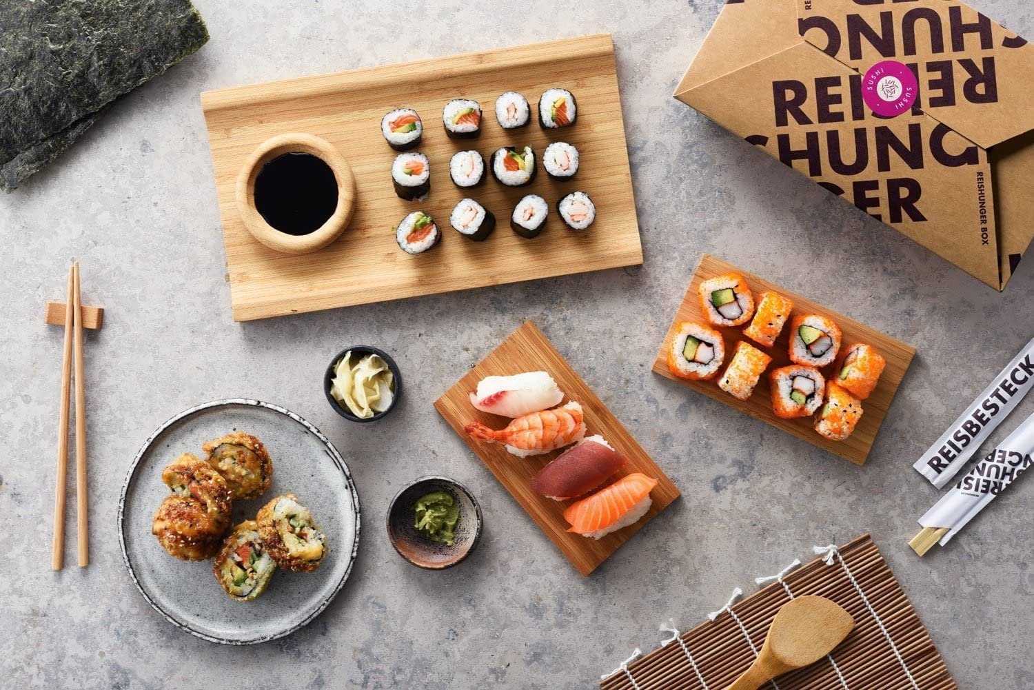 Sushi (mit Equipment Premium Maker Hangiri), XXL Reishunger und Box Sushi Sushi-Roller (5-tlg)