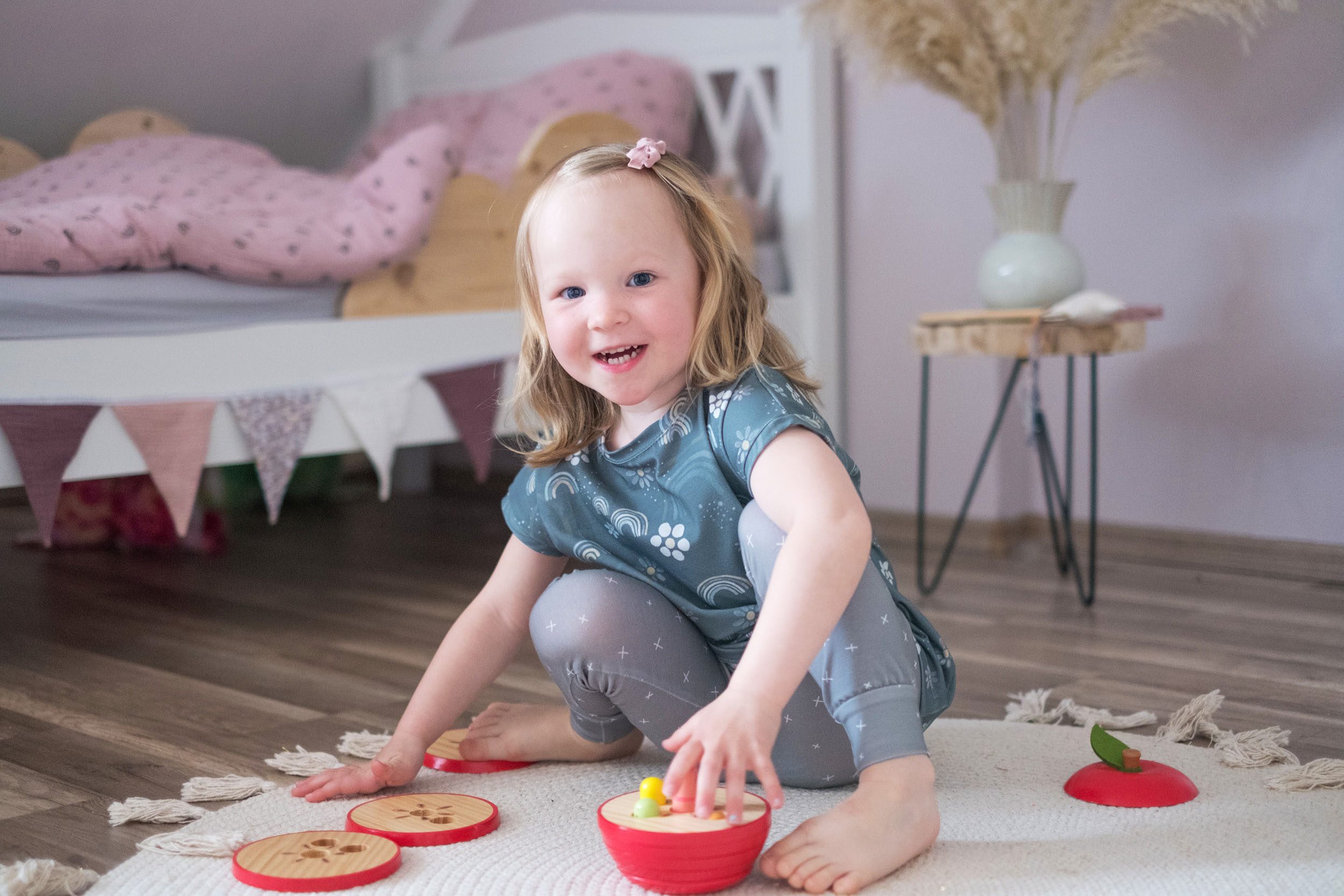 Small Foot Steckspielzeug Logisteck Apfel