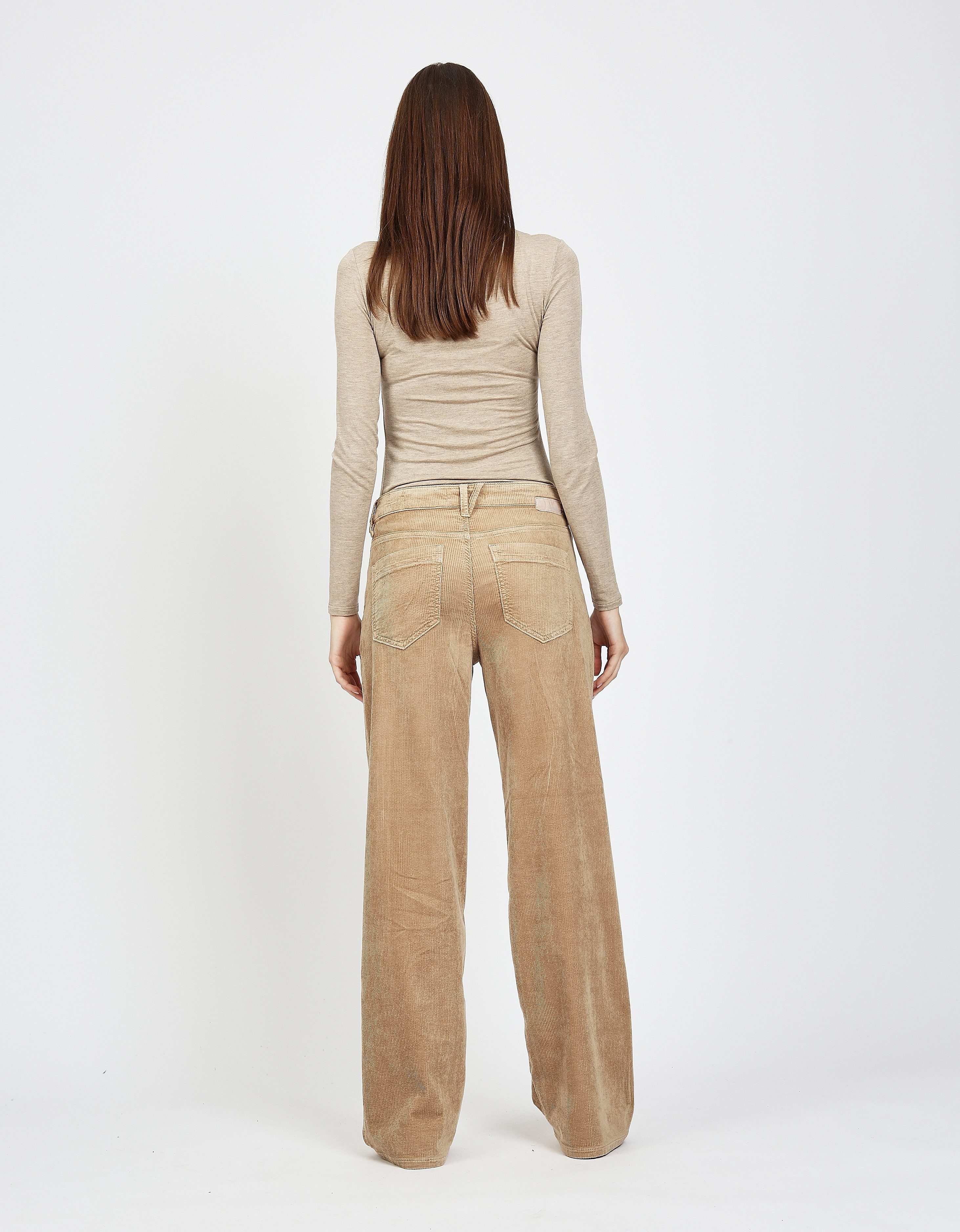 GANG Cordhose 94CARLOTTA LONG im Wide Fit mit geradem Beinverlauf