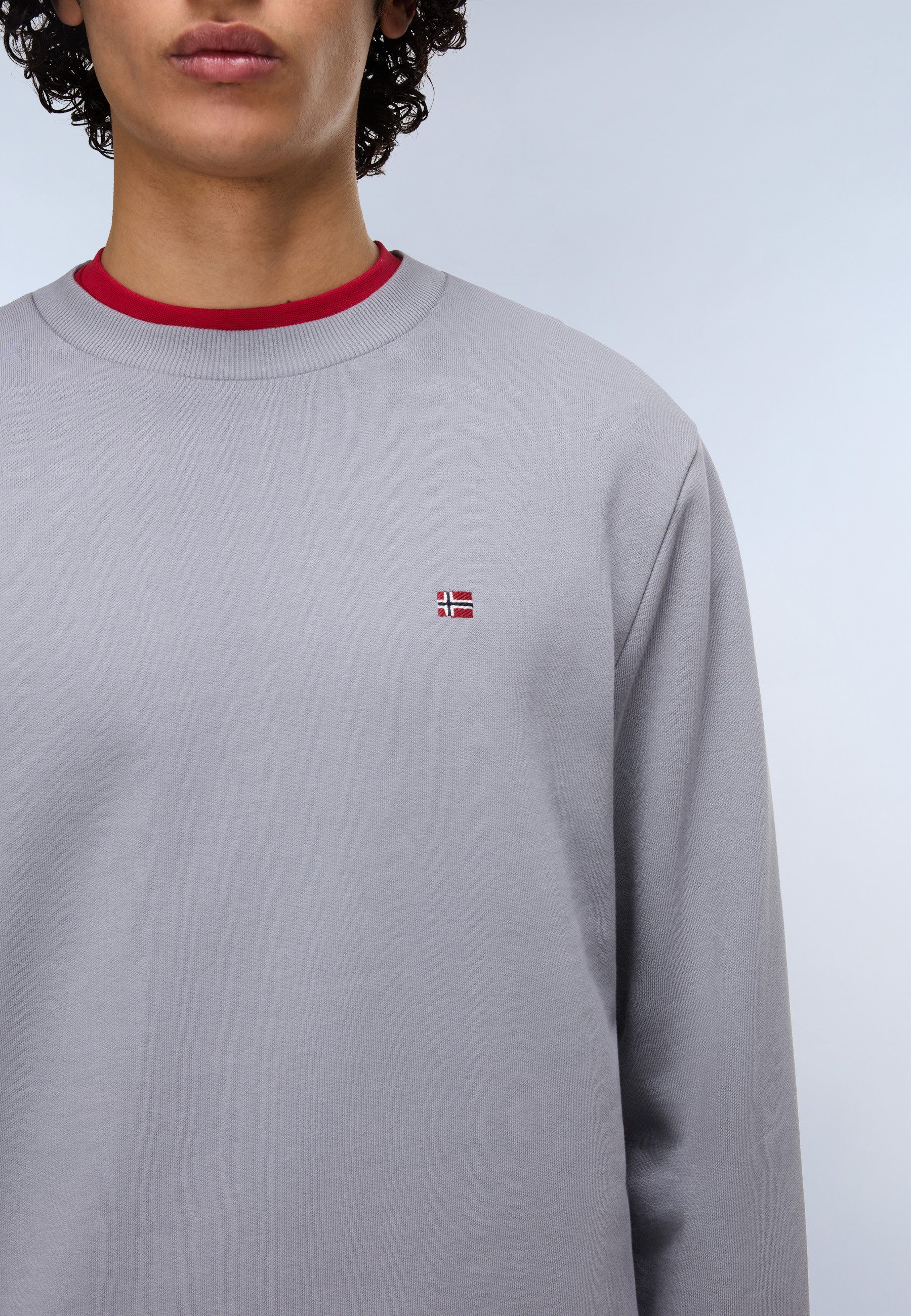 Napapijri Sweatshirt BALIS CREW SUM 2 sportlicher Stil, mit Rundhalsausschnitt, Langarm, aus Baumwolle – Bild 3 von 5