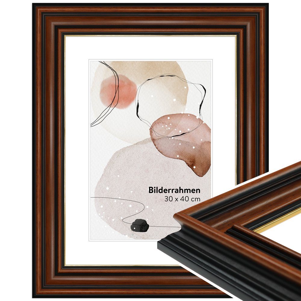WANDStyle Bilderrahmen H017, Nussbaum-Optik mit Goldkante, aus Massivholz im Antik Stil