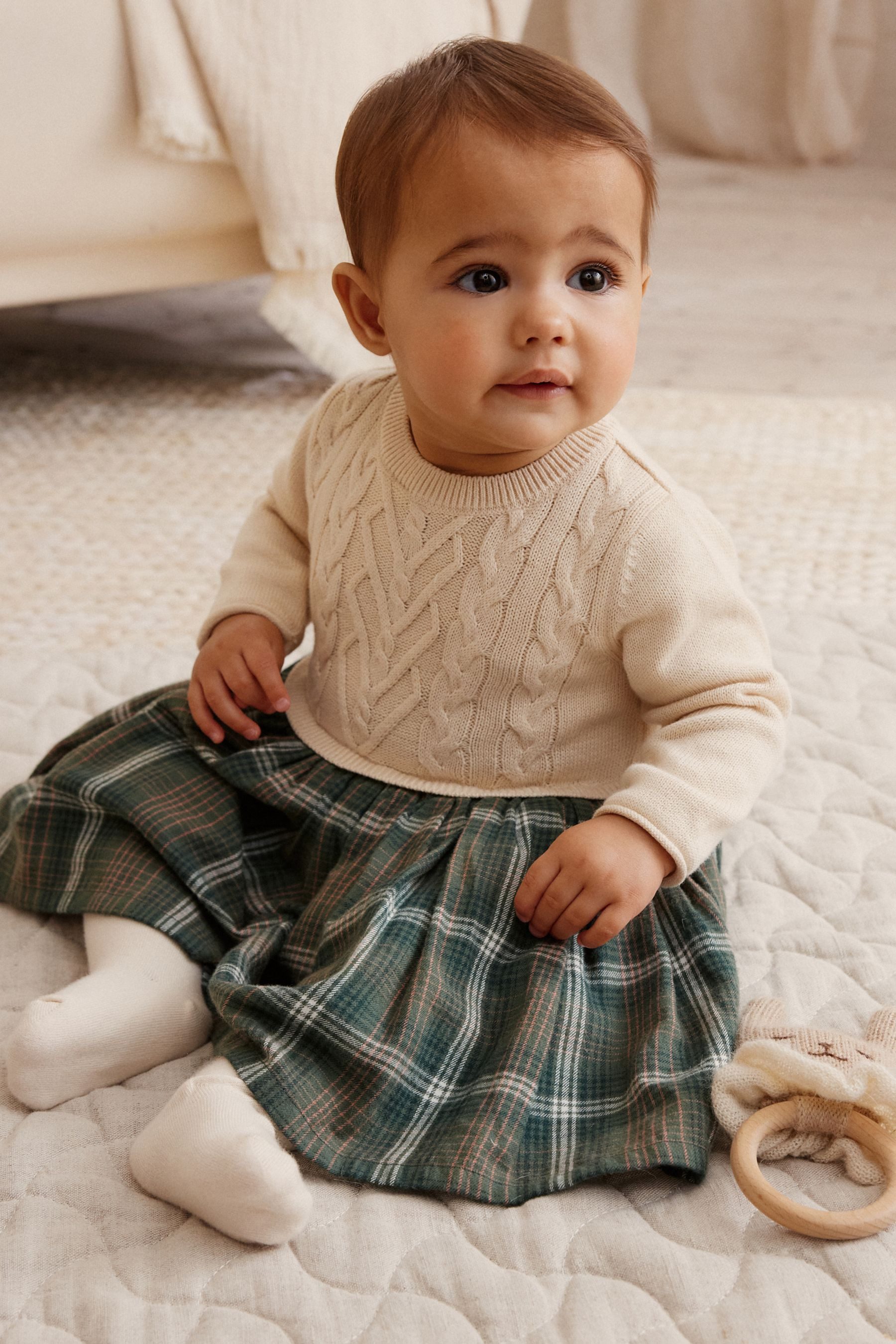 Next Strickkleid Gestricktes Baby Twofer-Kleid (1-tlg)