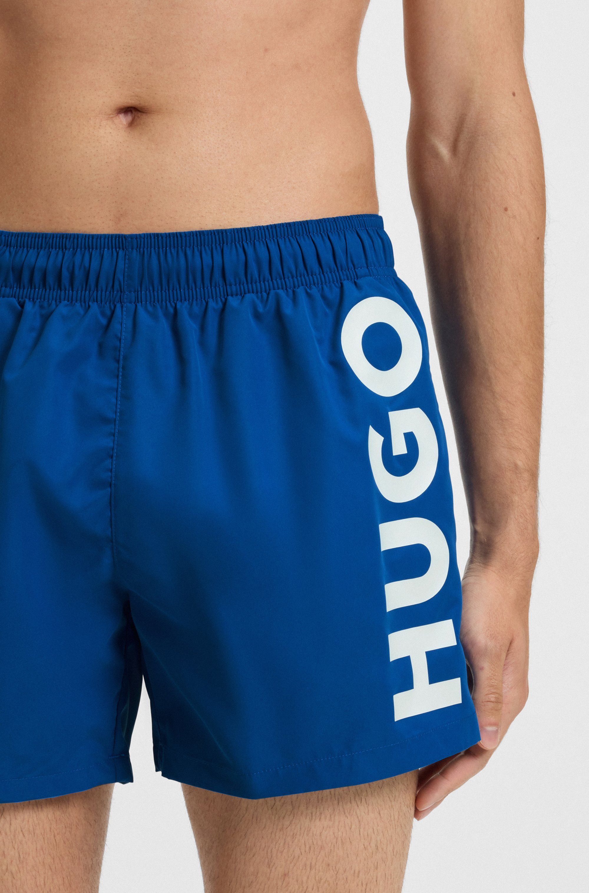 HUGO Badeshorts ABAS seitlich mit großem HUGO Logo-Print