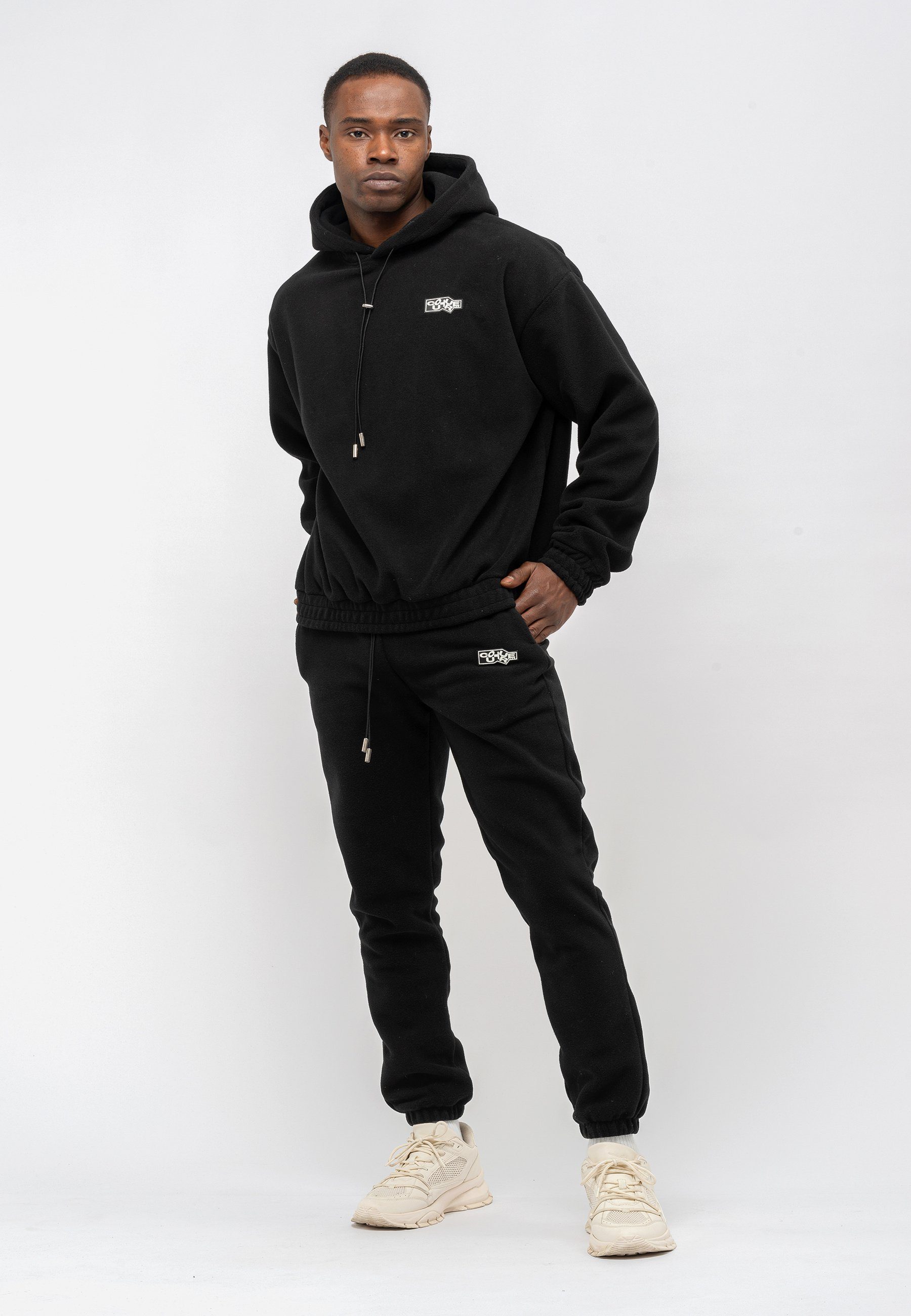 Tom Barron Trainingsanzug Tom Barron Tracksuit With Fleece Fabric Patch Logo, mit modernem Design