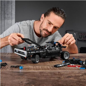 LEGO® Konstruktionsspielsteine Dom's Dodge Charger (42111), LEGO® Technic, (1077 St)