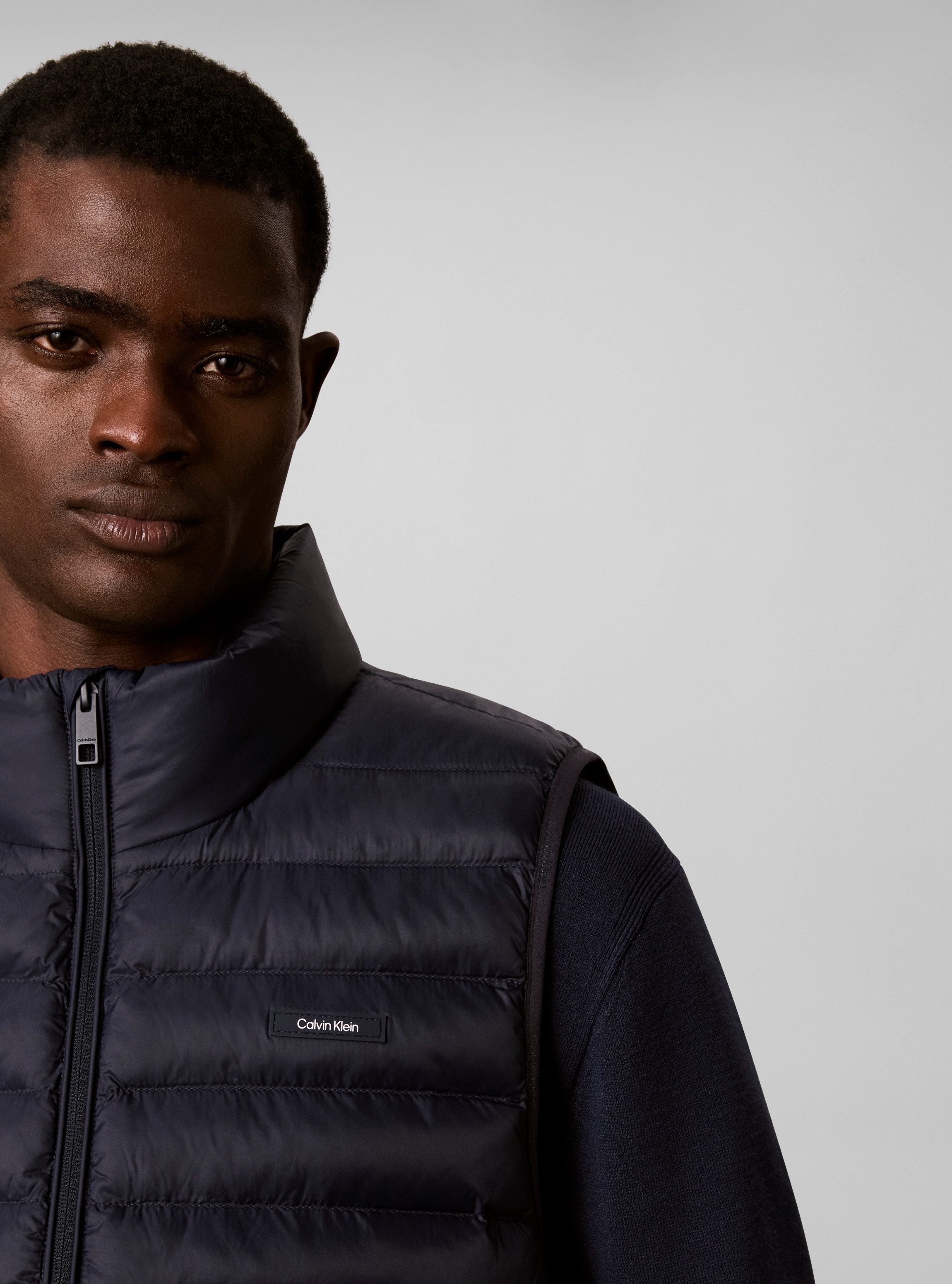 Calvin Klein Steppweste NYLON PUFFER VEST Regular fit mit Stehkragen