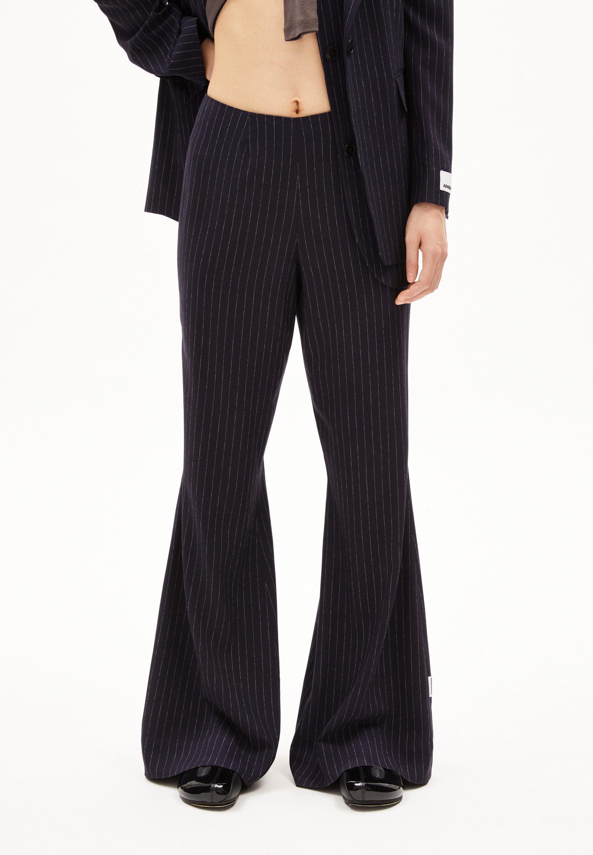 Armedangels Stoffhose PHAAMINA PINSTRIPE Damen (Regular Fit) Webhose aus LE günstig online kaufen