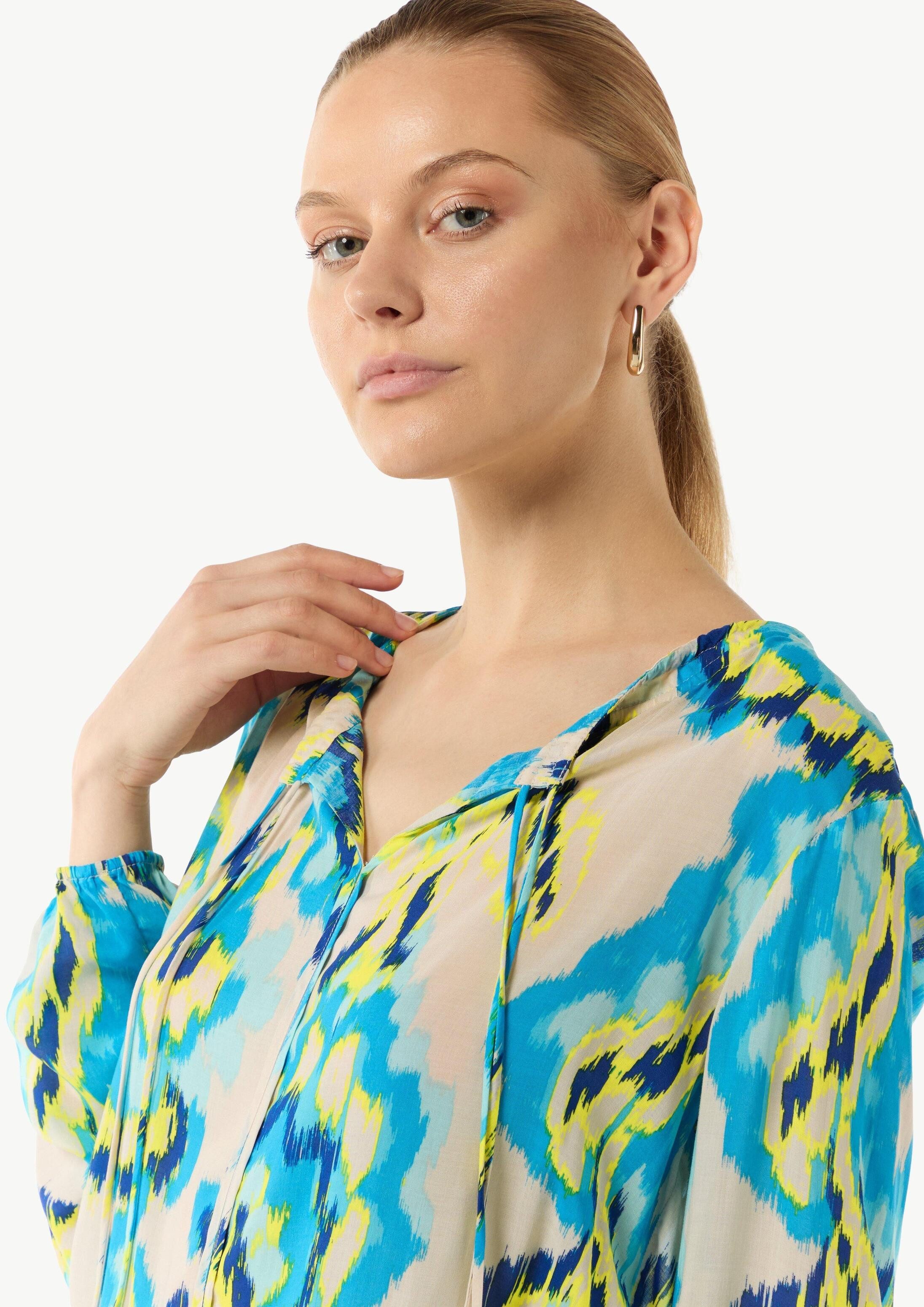 comma Langarmbluse Bluse Luftige Viskosebluse mit All-over-Print im Relaxed Fit