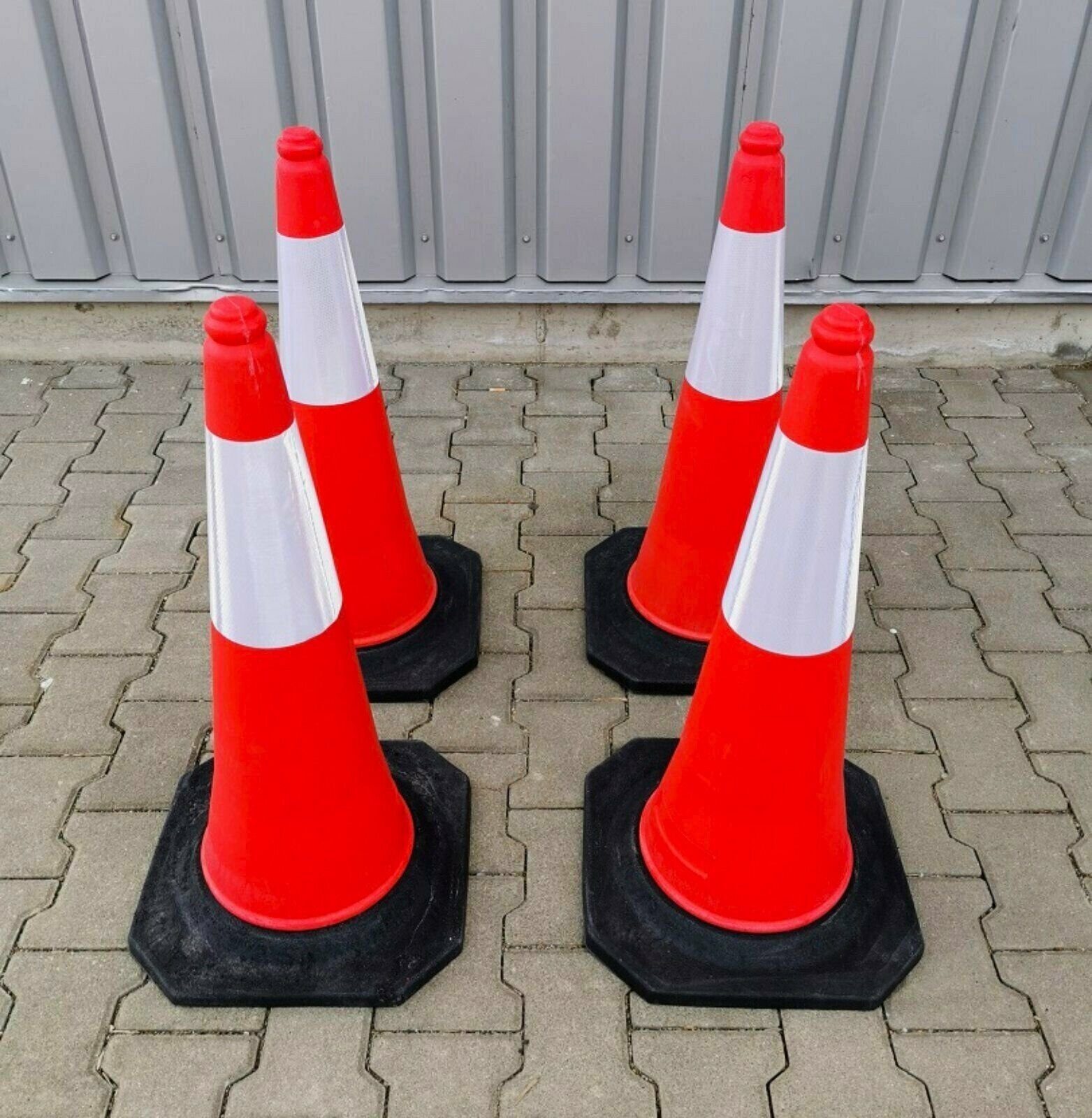 BruKa Pylone Verkehrsleitkegel 75 cm Profi Pylone Pylonen Warnkegel Leitkegel (1 St)