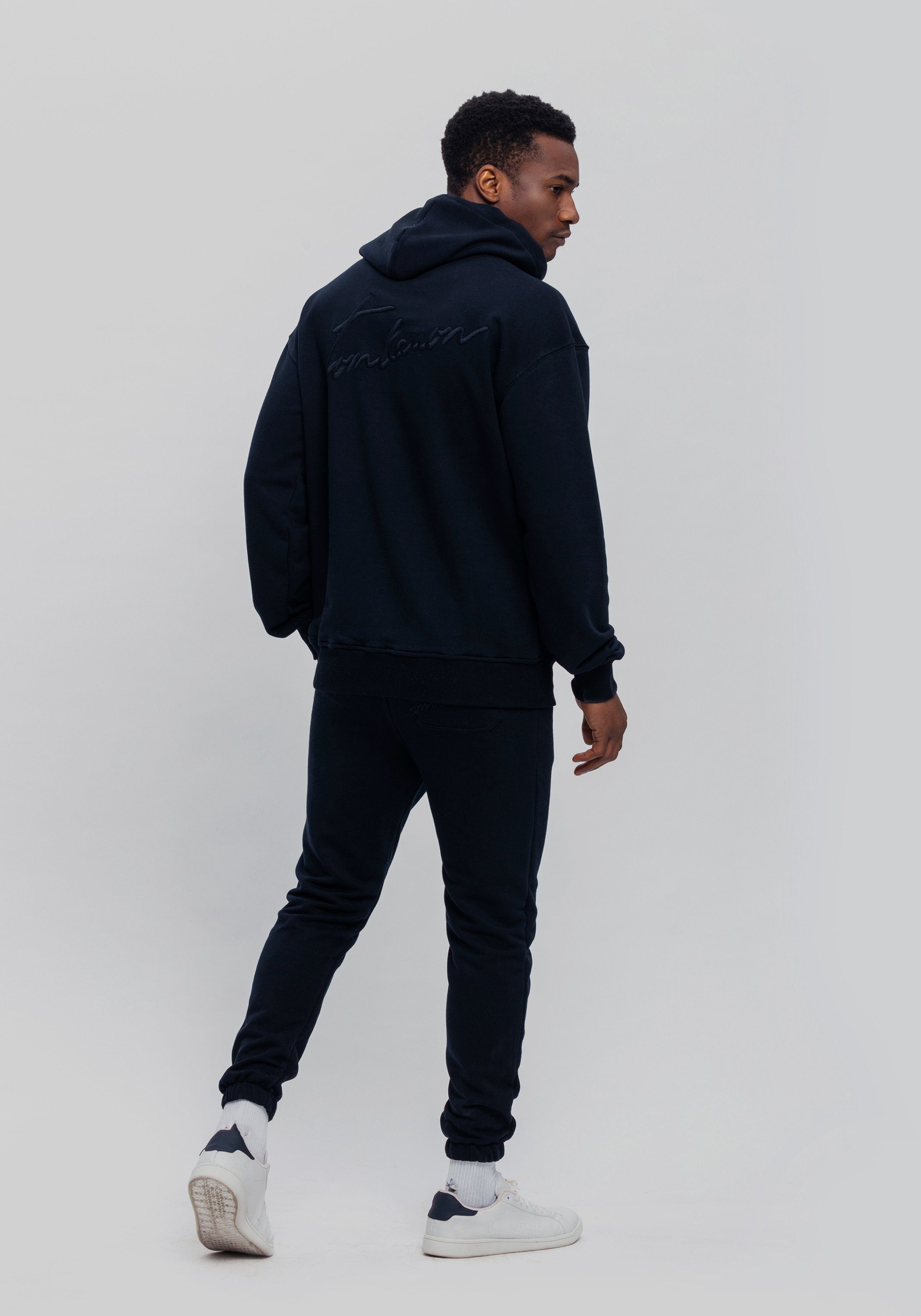 Tom Barron Jogginganzug mit Hoodie, und Label-Stickerei