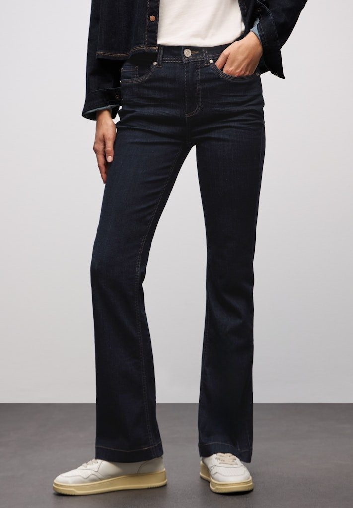 STREET ONE Bequeme Jeans STREET ONE / Da.Jeans / QR Style Bootcut,hw,rinsed