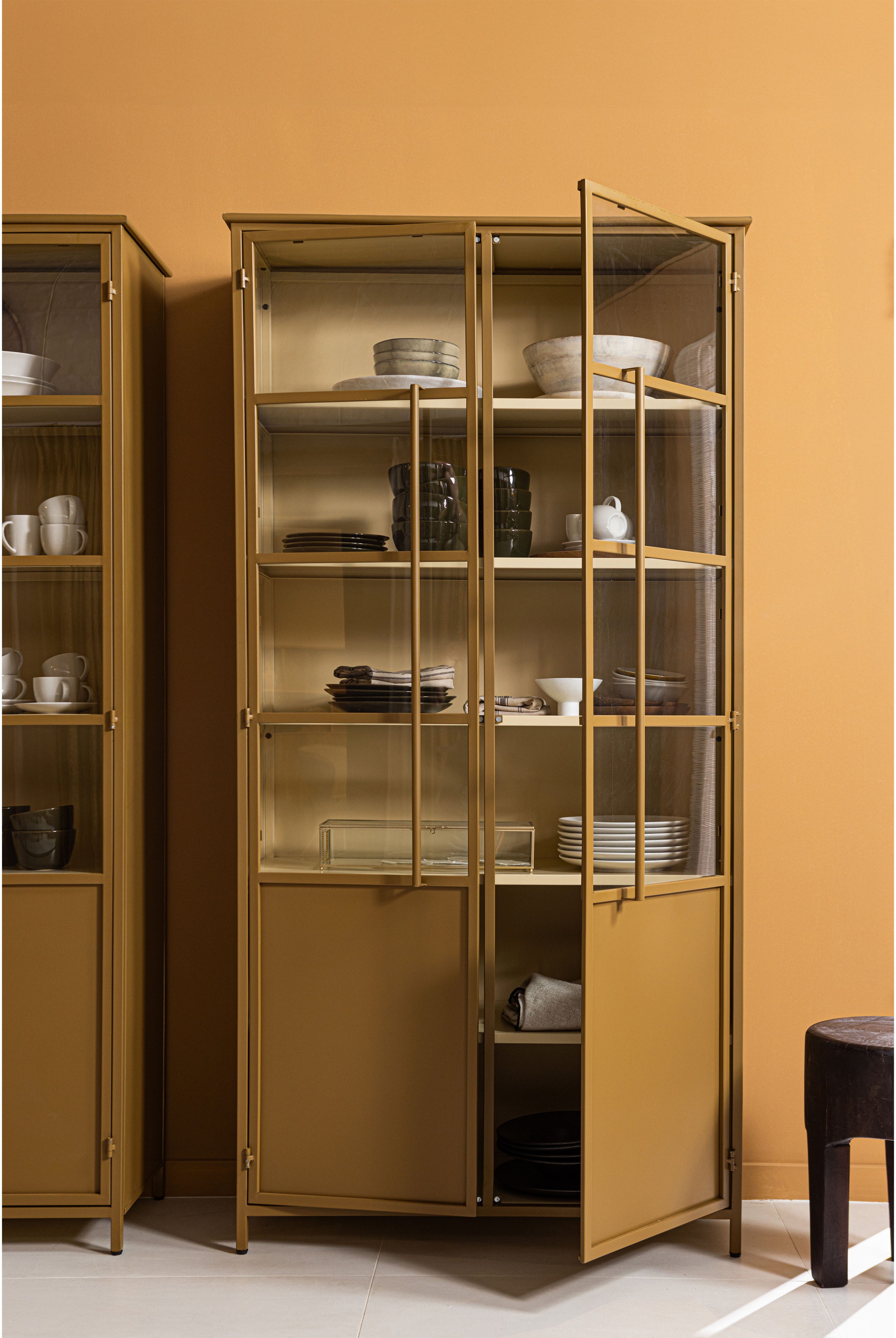 WOOOD Vitrine Ausstellungsvitrine, mattes Metall, 5 stabile Böden, modern