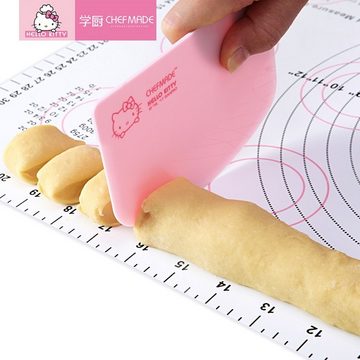 Chefmade Teigschaber Teigkarte Silikon biegsam mit einer runden Seite, Teigschaber Silkon - Teigspachtel Hello Kitty